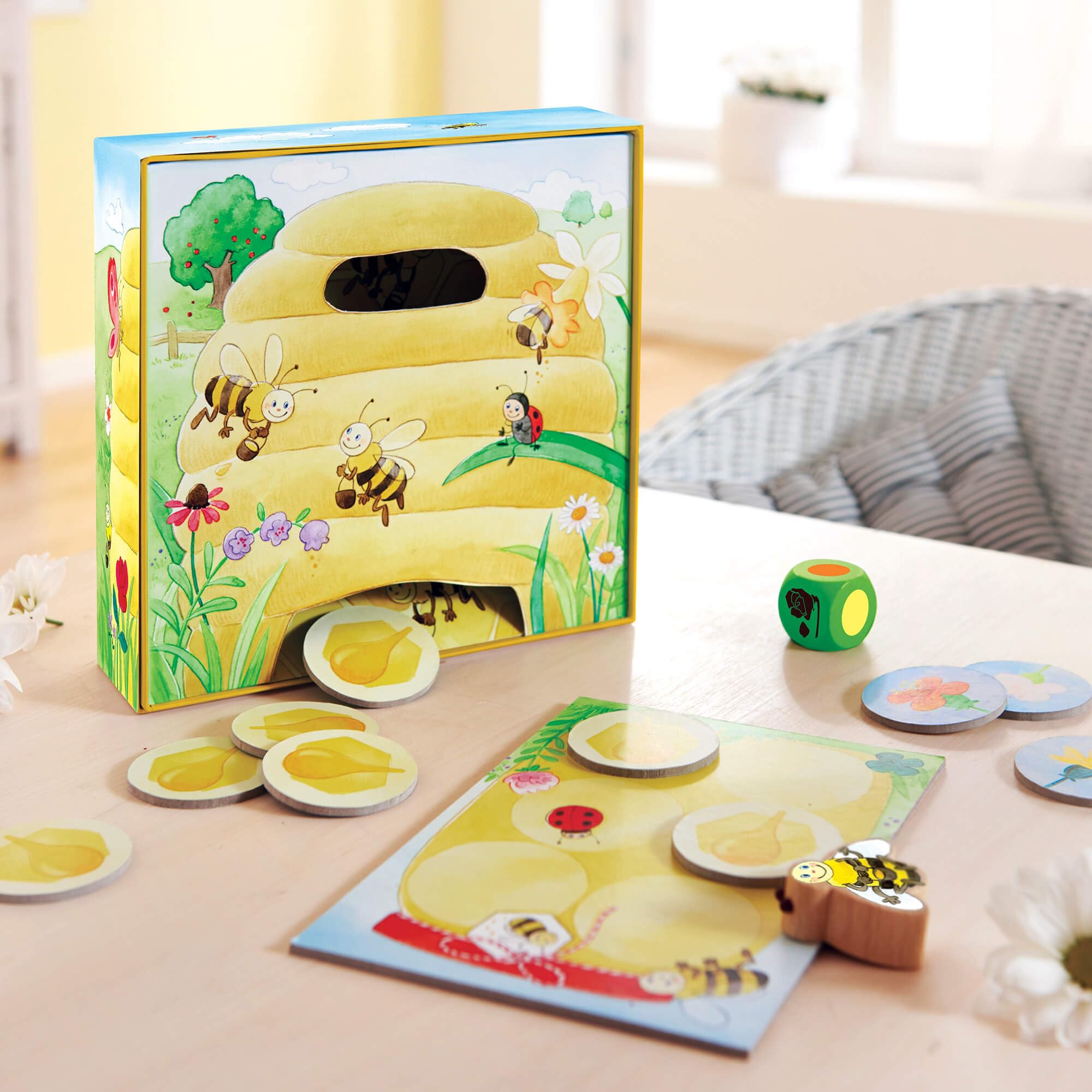 HABA My Very First Games - Hanna Honeybee - 2 Cooperative Color Learning Board Games for Toddlers Age 2-4 | Preschool Educational Toys | Made in Germany | Perfect for Family Game Night & Early Childhood Development