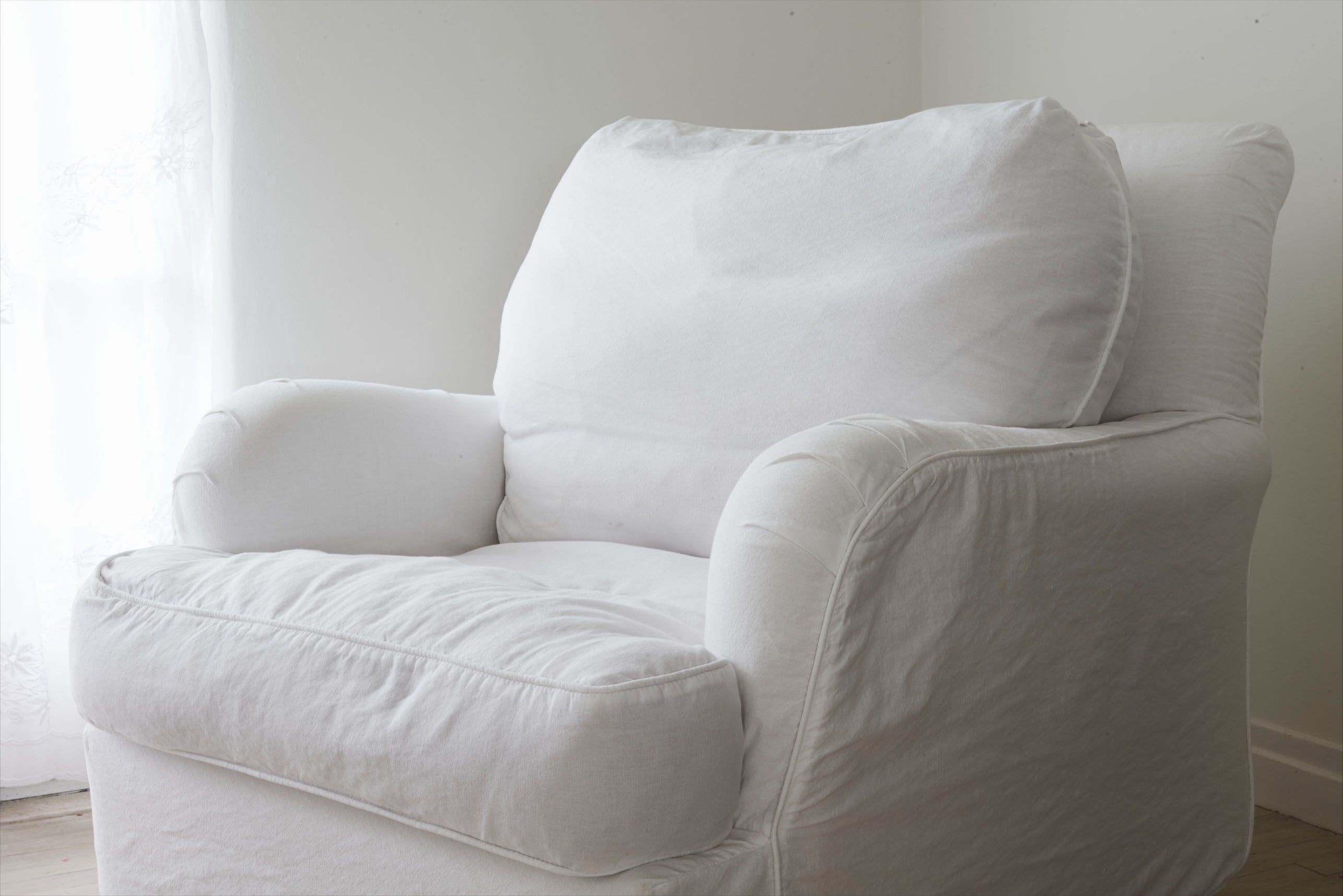 Premium Snow Linen Fabric - Soft, Breathable & Durable for Bedding, Curtains & Home Decor | Perfect for Winter Comfort & Cozy Home Styling