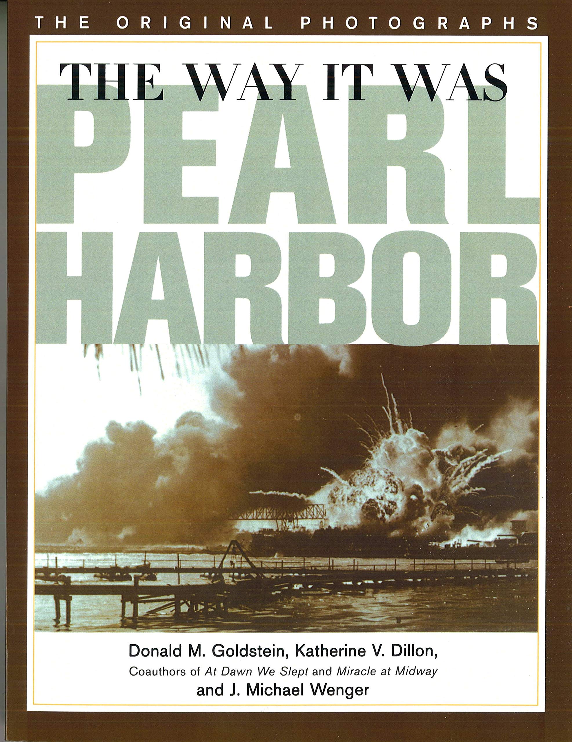 Pearl Harbor: Original WWII Photographs Book - Historical War Images & Stories | Perfect for History Buffs, Students & Military Enthusiasts