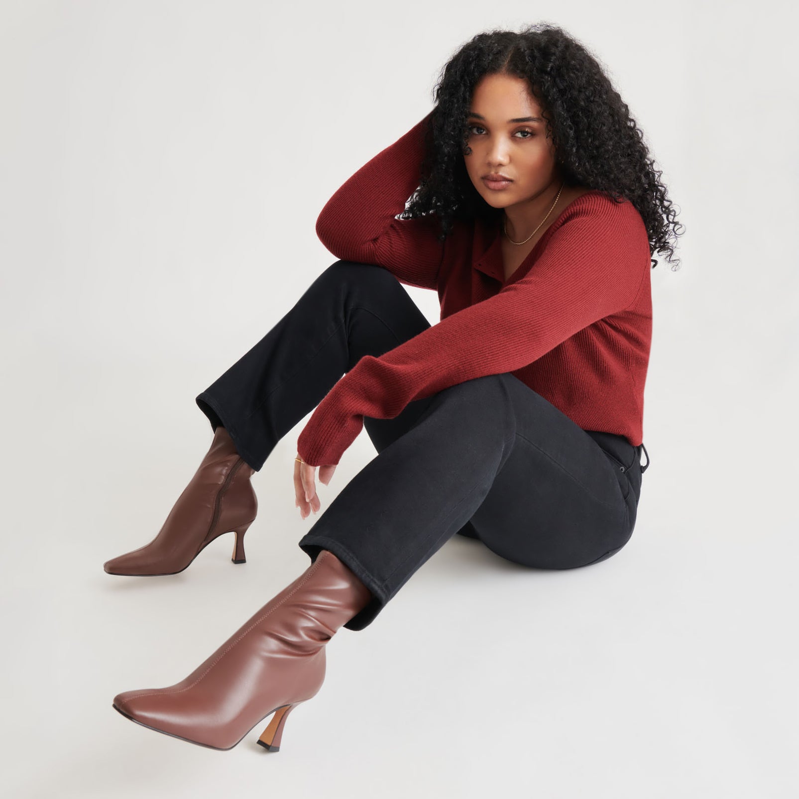 Glamor Boots Chocolate Stella - Stylish Women's Knee High Boots for Winter Fashion & Outdoor Activities