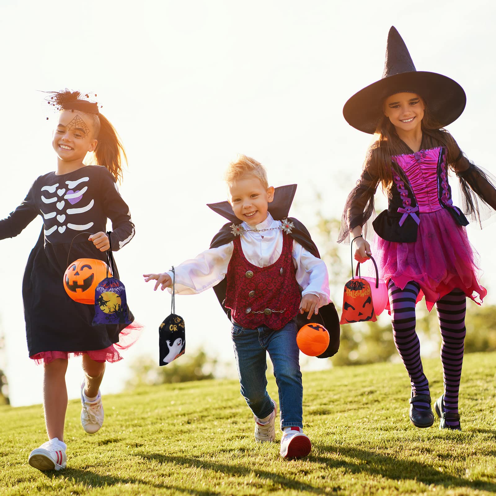 Leifide 24 Pcs Halloween Drawstring Candy Bags - 7x5 Inch Trick or Treat Treat Bags, Pumpkin Goodie Bags for Halloween Party Favors, School Events & Classroom Treats