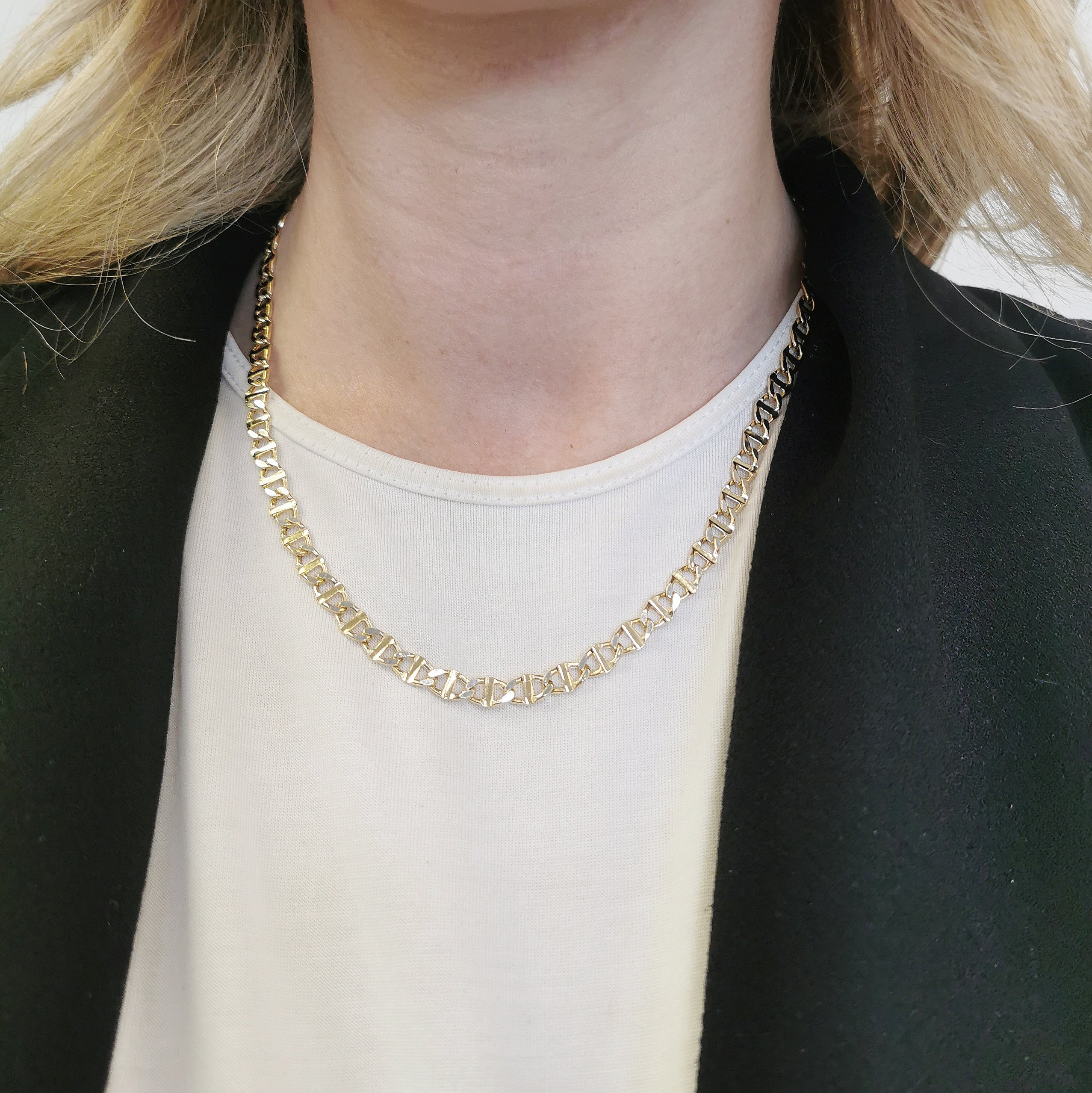 14K Yellow Gold Anchor Chain Necklace for Women - 18 Inches | Elegant Layering Piece for Everyday Wear & Special Occasions