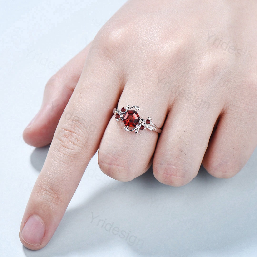 Vintage Twig Engagement Ring 14K White Gold - Natural Inspired Garnet Leaf Branch Wedding Ring for Women - January Birthstone Jewelry - Perfect for Romantic Proposals & Anniversary Gifts