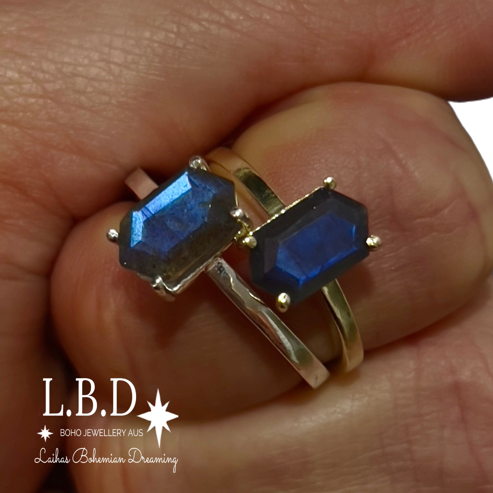 Laihas Gold Mini Hex Crystal Labradorite Ring for Women – Elegant Labradorite Jewelry for Everyday Wear, Gift Giving & Special Occasions