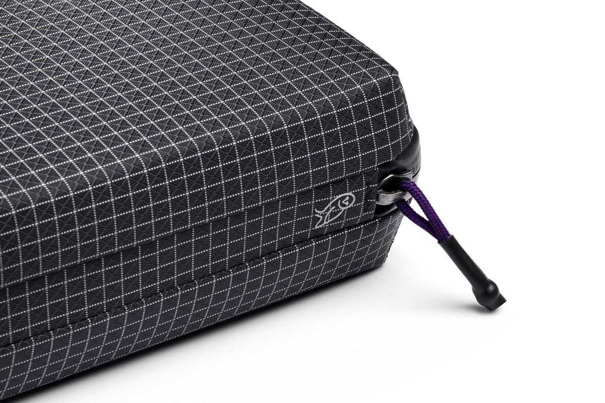 Bellroy Tech Kit - Premium Travel Organizer for Cables, Chargers & Accessories | Perfect for Business Trips, Commuting & Daily Use