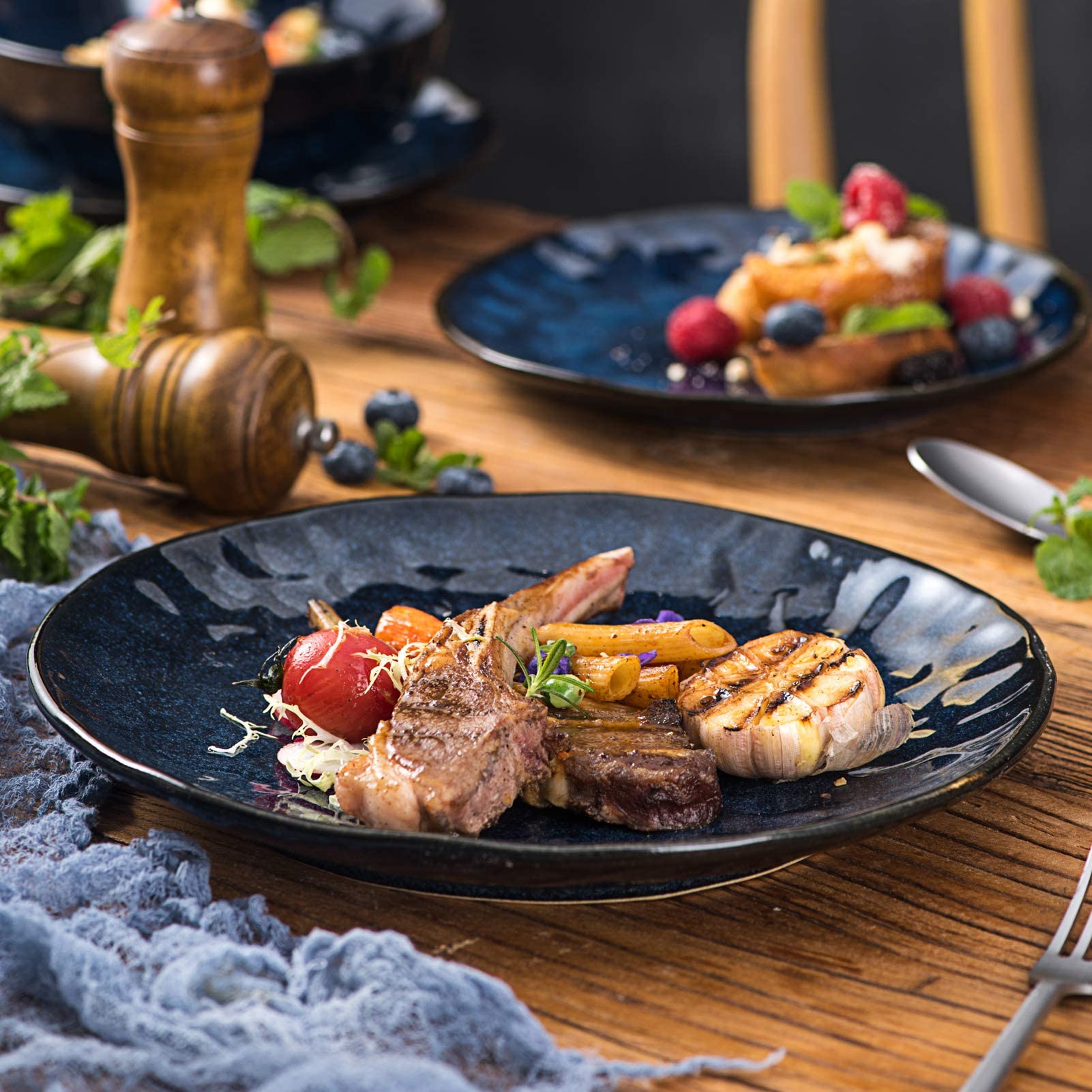Vicrays 16-Piece Ceramic Dinnerware Set - Fluted Dinner Plates, Salad Plates & Bowls - Microwave, Oven & Dishwasher Safe - Scratch Resistant - Perfect for Home, Party & Restaurant Use - Elegant Blue Tableware for Everyday Dining & Entertaining