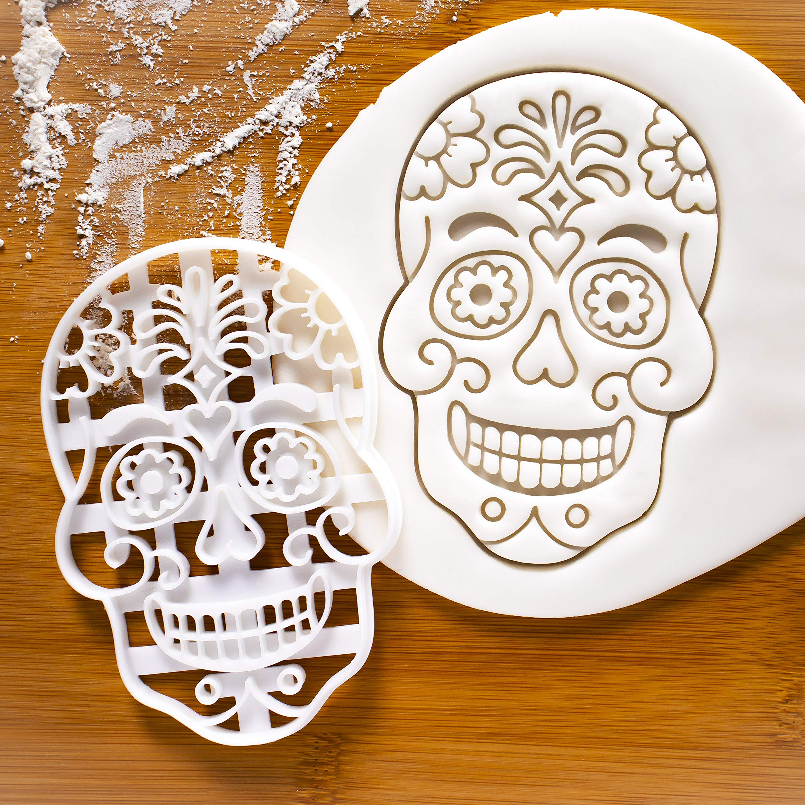 Floral Skull Day of the Dead Cookie Cutter - 1 Piece Sugar Skull Baking Tool for Halloween, Dia de los Muertos Decorations & Themed Parties - Perfect for Cookies, Fondant, and DIY Crafts