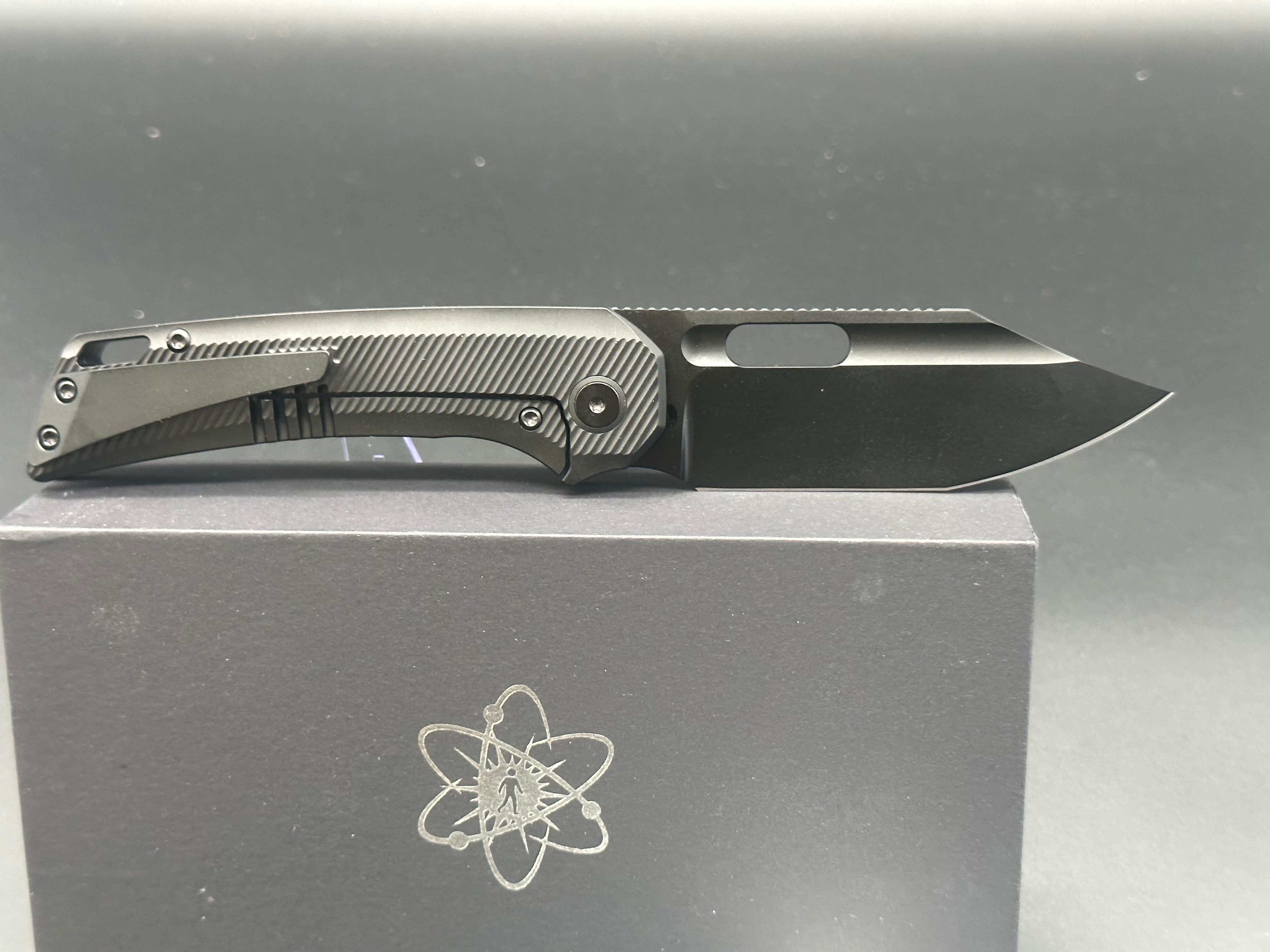 EMP EDC the Relative - High-Quality Everyday Carry Multi-Tool for Outdoor, Survival & Tactical Use - Perfect for Camping, Hiking & Emergency Preparedness