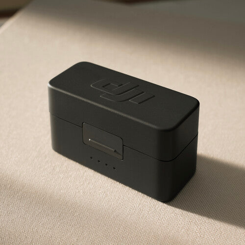 DJI Mic Mini Wireless Microphone Charging Case - Portable & Compact for Vloggers, YouTubers, Content Creators - Perfect for Travel, Interviews, Live Streaming & Outdoor Recording