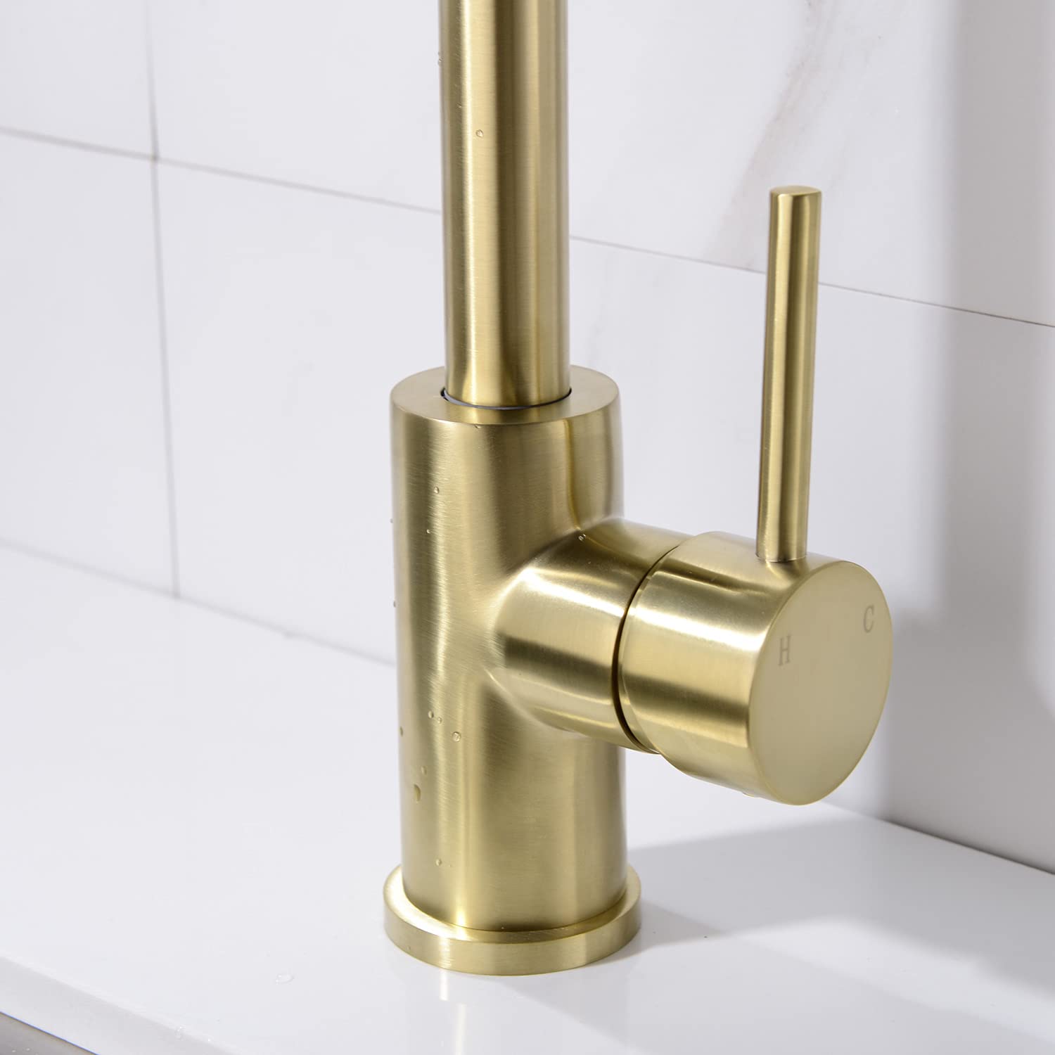 TRUSTMI Solid Brass Kitchen Faucet - Single Handle 1 Hole 360° Swivel Gooseneck Bar Sink Mixer Tap in Brushed Gold | Perfect for Modern Kitchens, Bars & Restaurant Prep Areas
