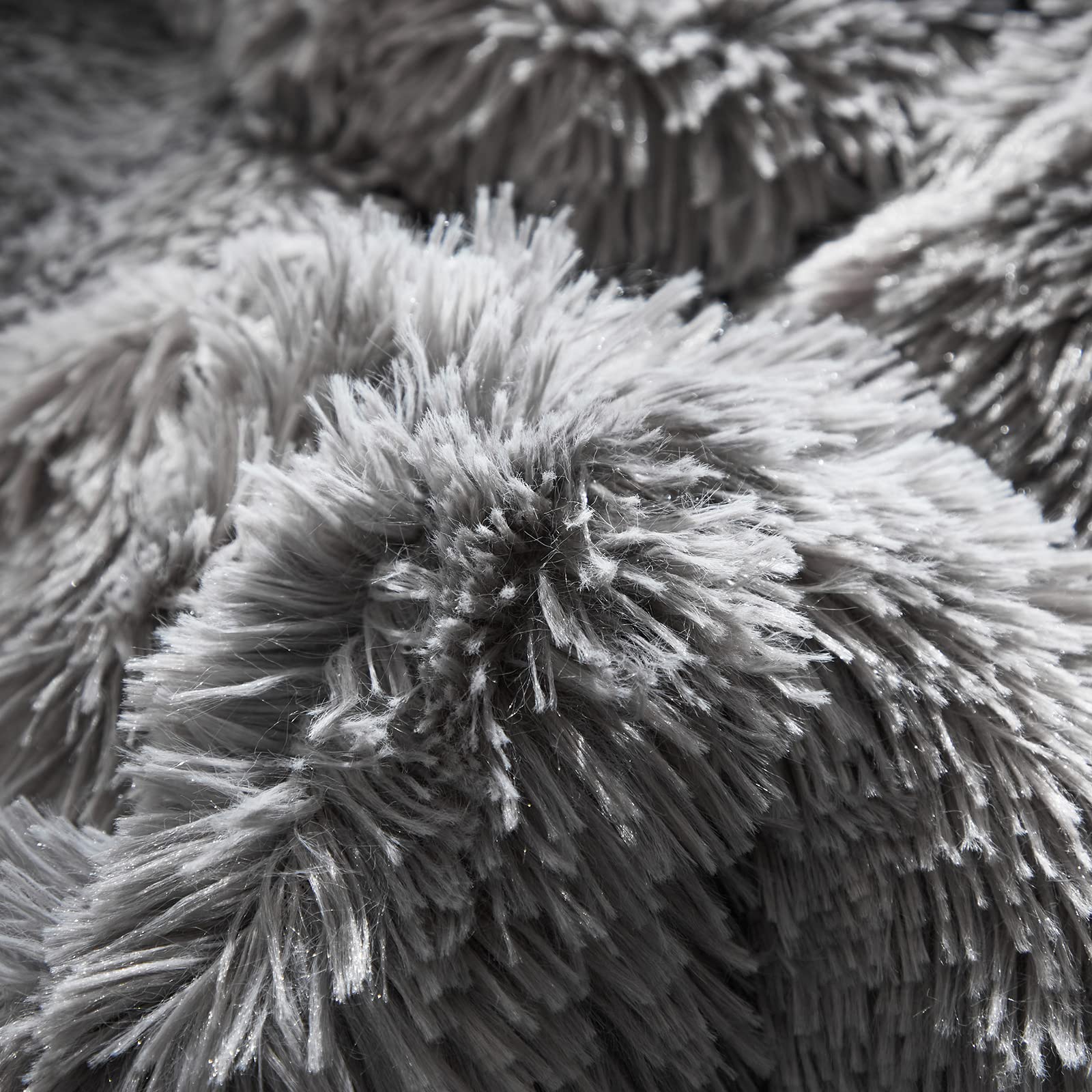 Luxury Faux Fur Shaggy Fluffy Comforter Set - Twin Size Black & White Long Hair, 3-Piece Plush Flannel Sherpa Reversible Microfiber Bedding - Ultra Soft & Super Warm for Winter - Perfect for Cozy Bedrooms, Guest Rooms & Cold Weather Comfort