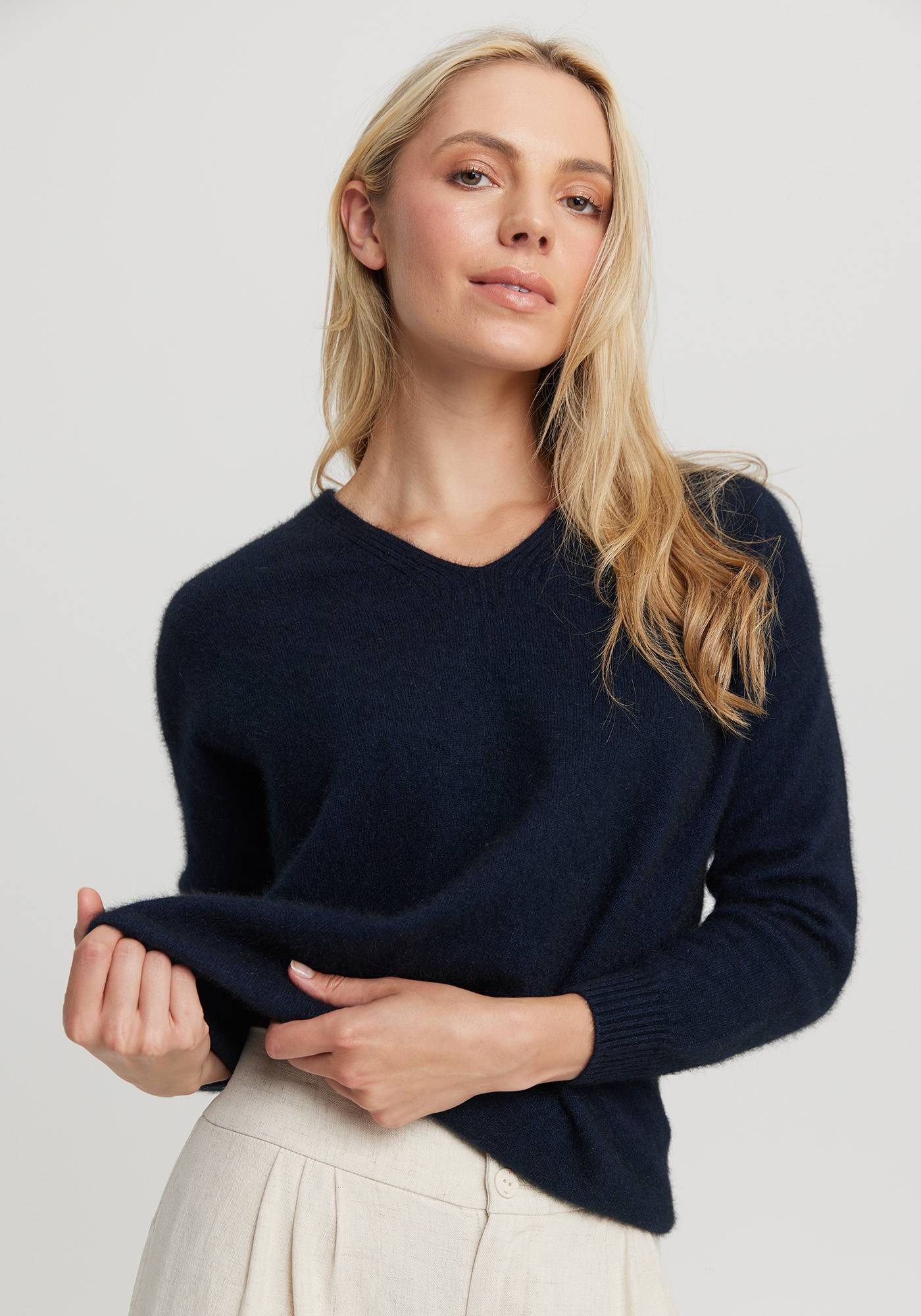 Cozy Relax V-Neck Sweater for Women - Soft & Comfortable Knit Pullover - Perfect for Casual Wear, Office & Fall Outfits