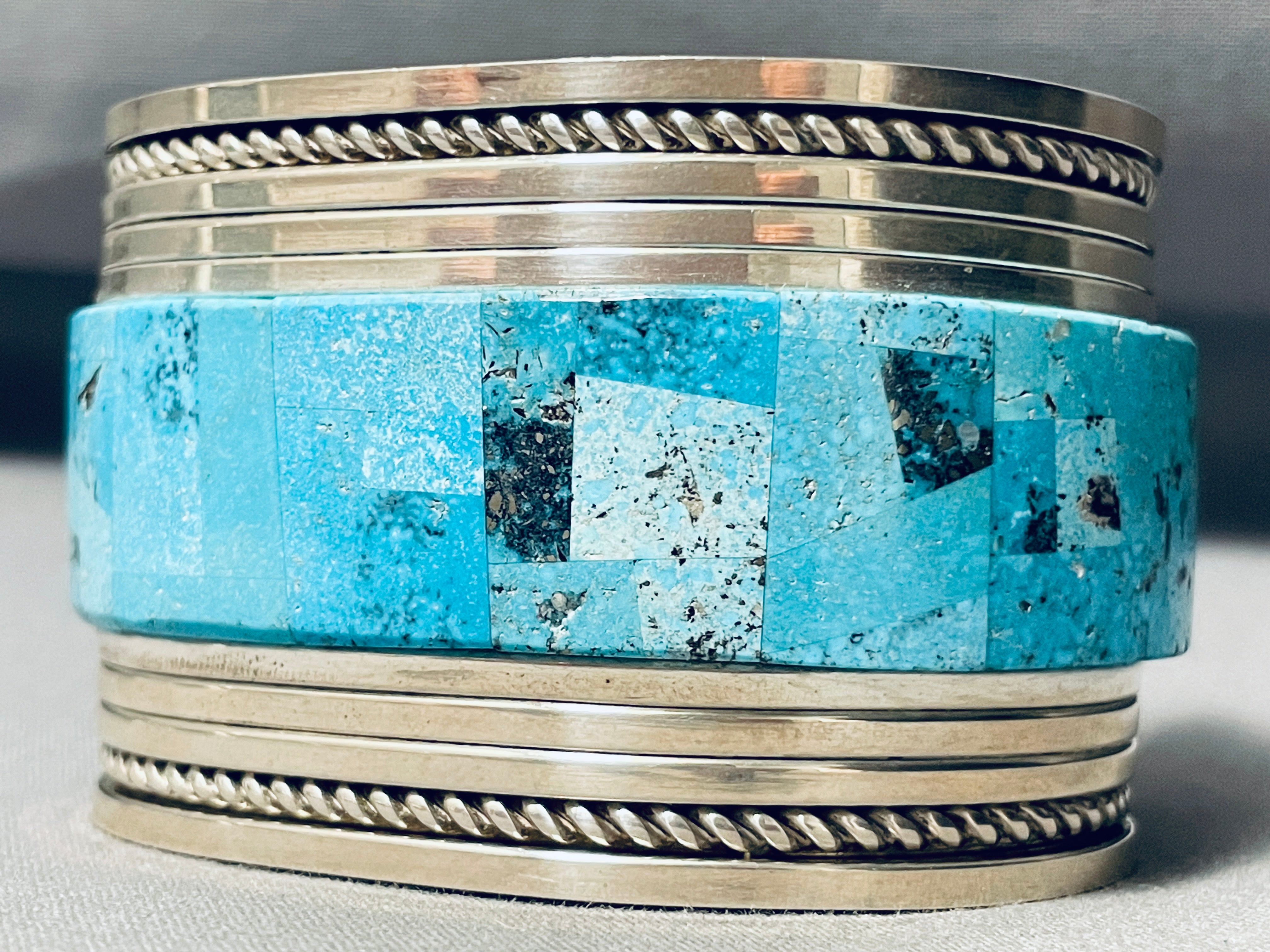 Vintage Navajo Turquoise Sterling Silver Bracelet - 167g Handmade Native American Jewelry for Women - Boho, Western & Festival Fashion - Perfect for Casual Wear, Gift Giving & Special Occasions