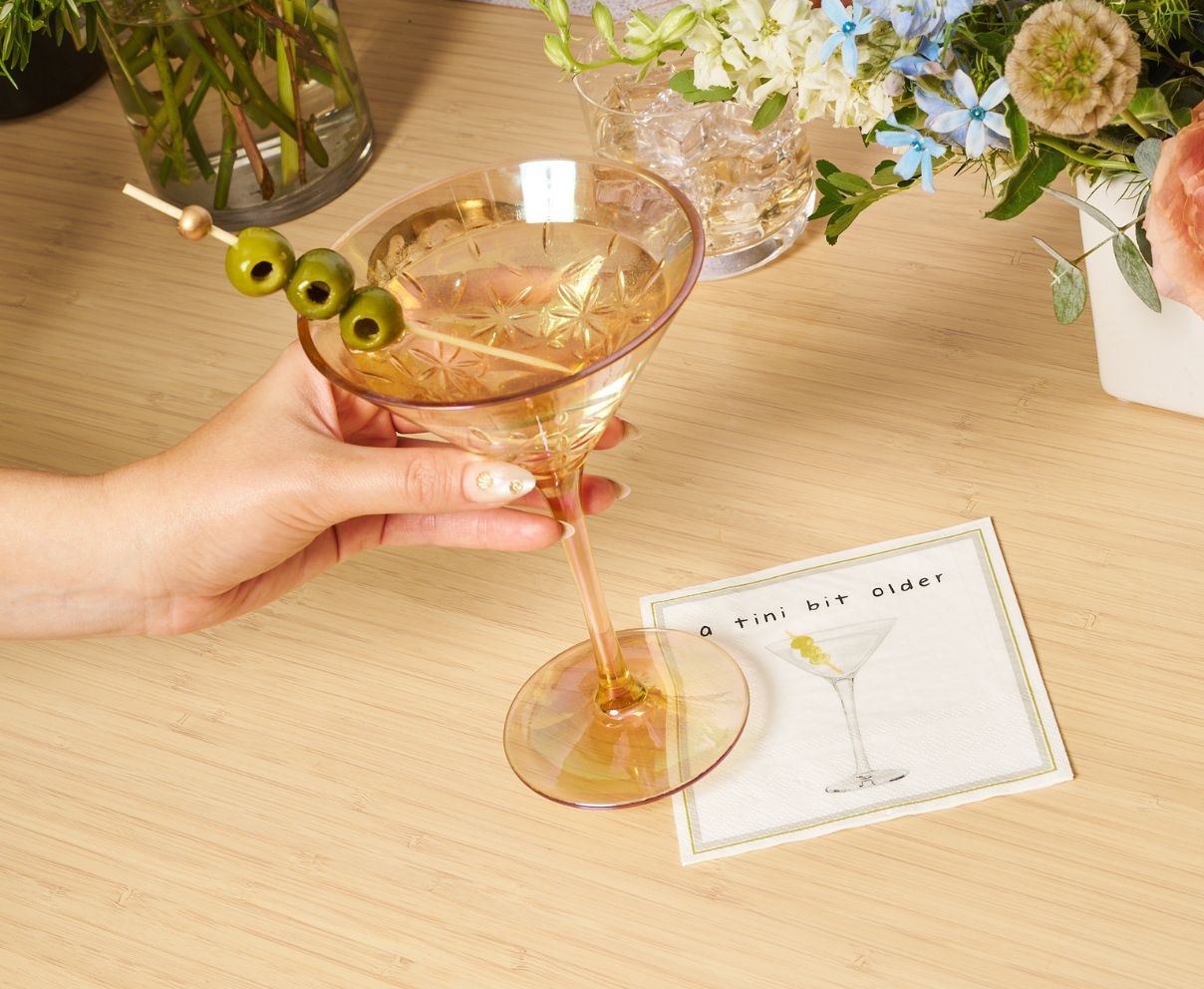 Classic Gold Martini Glass Set - 8 Oz Elegant Cocktail Glasses for Parties, Weddings & Home Bar Decor
