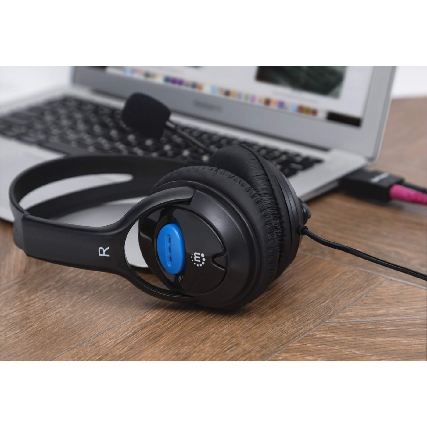 Manhattan Stereo Headset 179317 - Premium Over-Ear Headphones with Clear Sound for Music, Gaming & Office Use