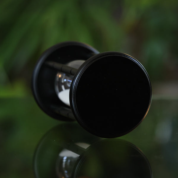 15 Minute Black Hourglass with White Sand - Perfect for Meditation, Yoga, and Time Management Activities