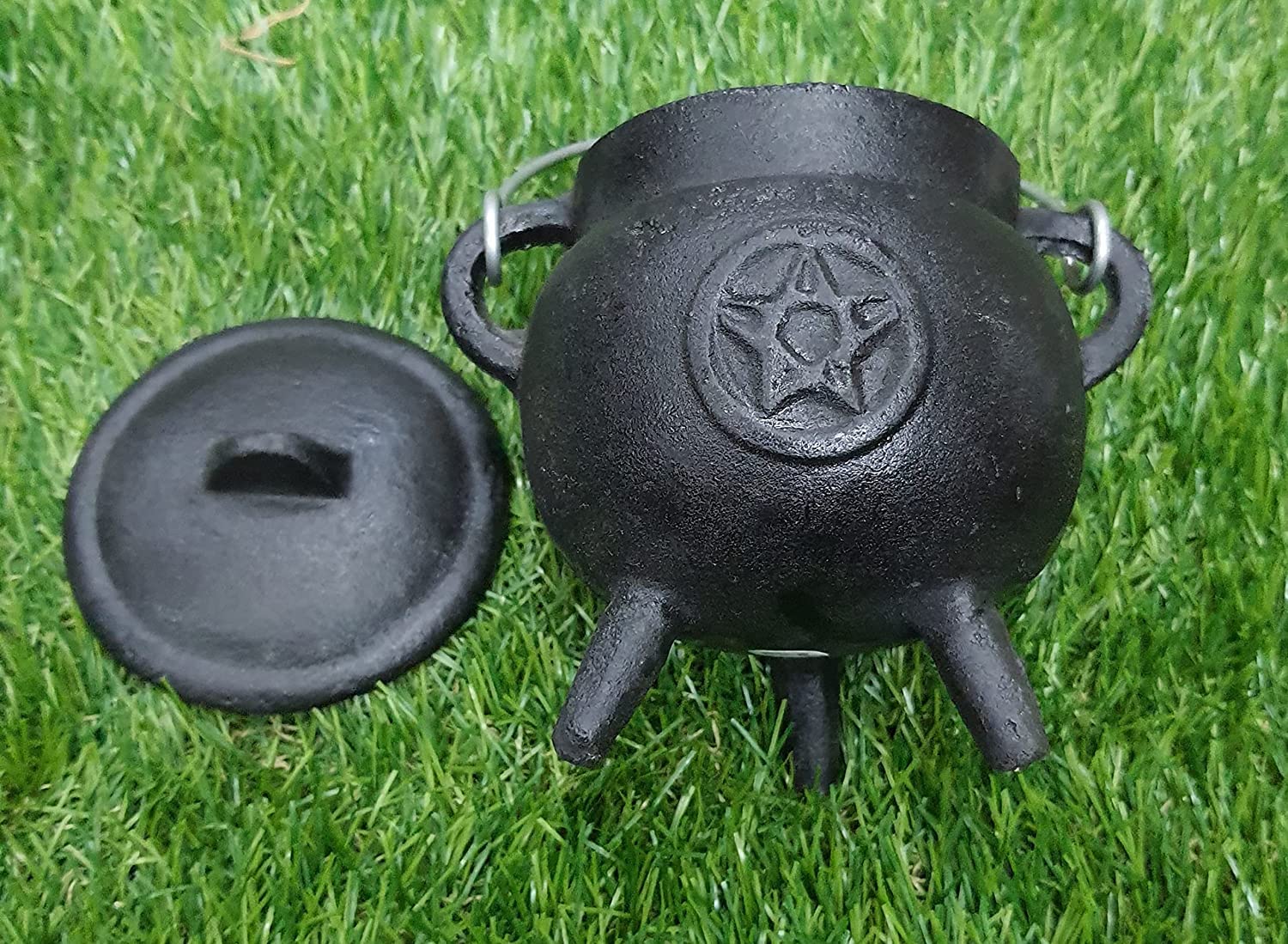 Black Iron Cauldron with Lid & Handle - Pentacle Design Incense Burner for Wicca, Rituals & Home Decor