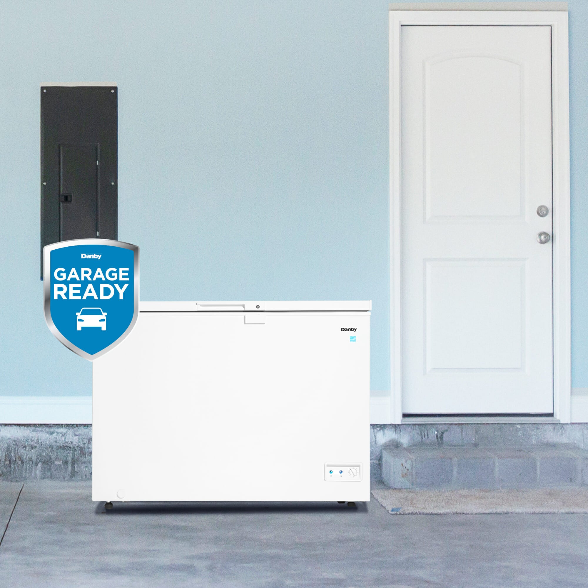 Danby DCF100A5WDB 10 Cubic Feet White Chest Freezer - Energy Efficient Deep Freezer for Home, Garage, or Basement Storage - Perfect for Frozen Food, Meat, and Bulk Groceries