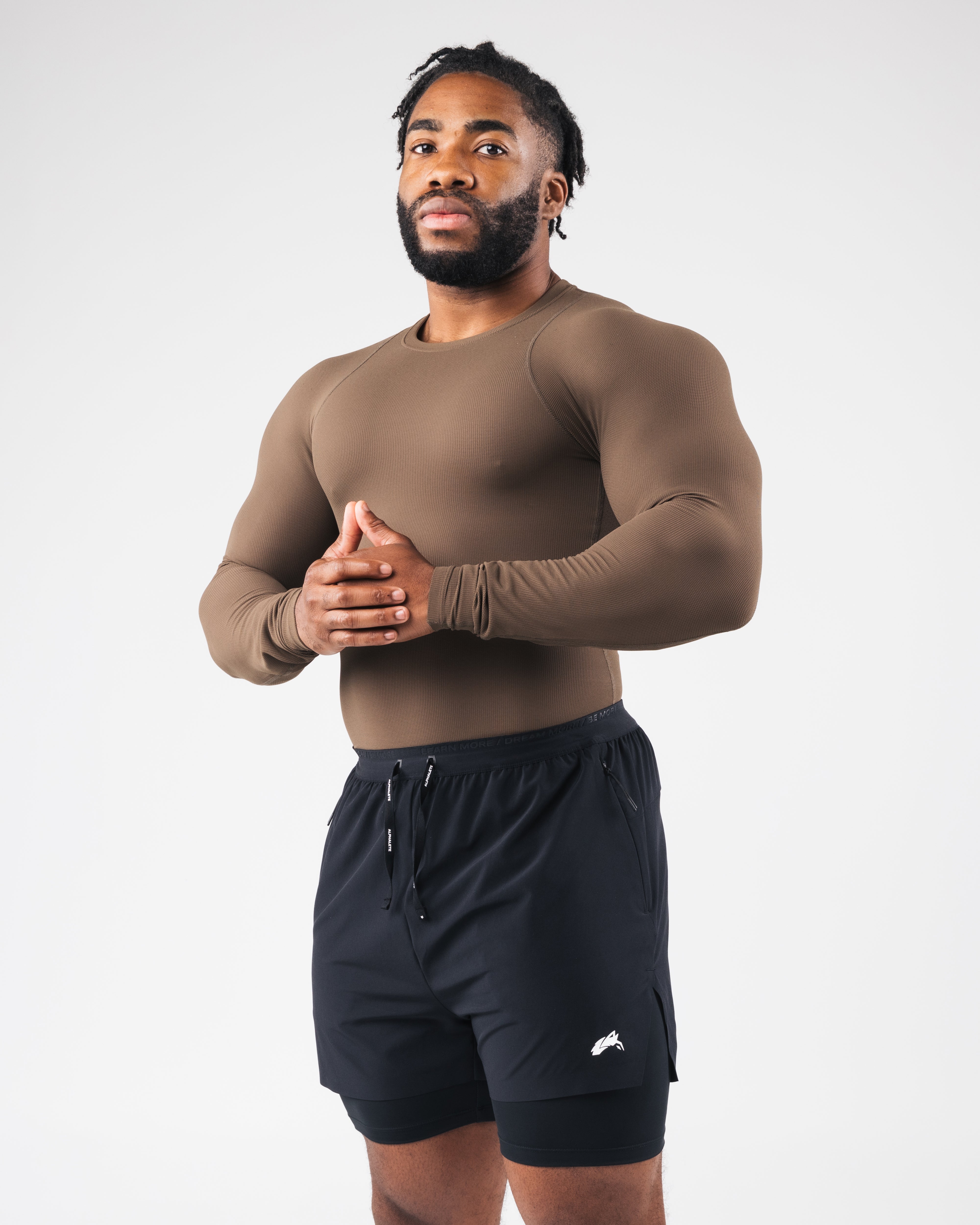 High-Performance Long Sleeve Shirt for Men & Women - Comfortable Carob Brown Activewear for Running, Hiking & Outdoor Sports