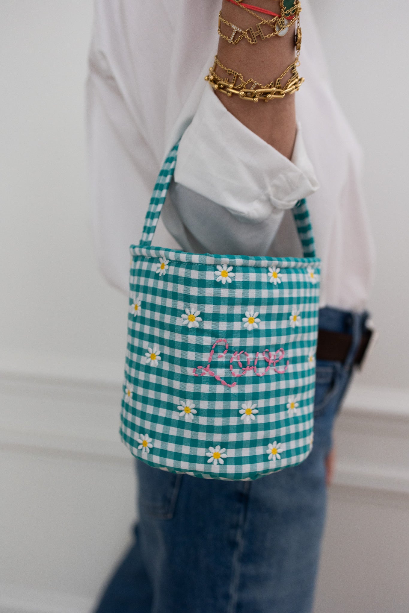 Stylish and Durable Bucket Bag for Women & Kids - Perfect for School, Travel, and Everyday Use