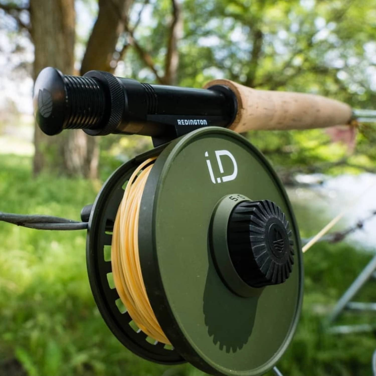 Redington VICE Fly Fishing Combo Kit - 8 WT 9'0' 4PC Fly Rod with I.D. Reel, Rio Mainstream Line & Travel Case | Perfect for Trout, Bass & Saltwater Fly Fishing