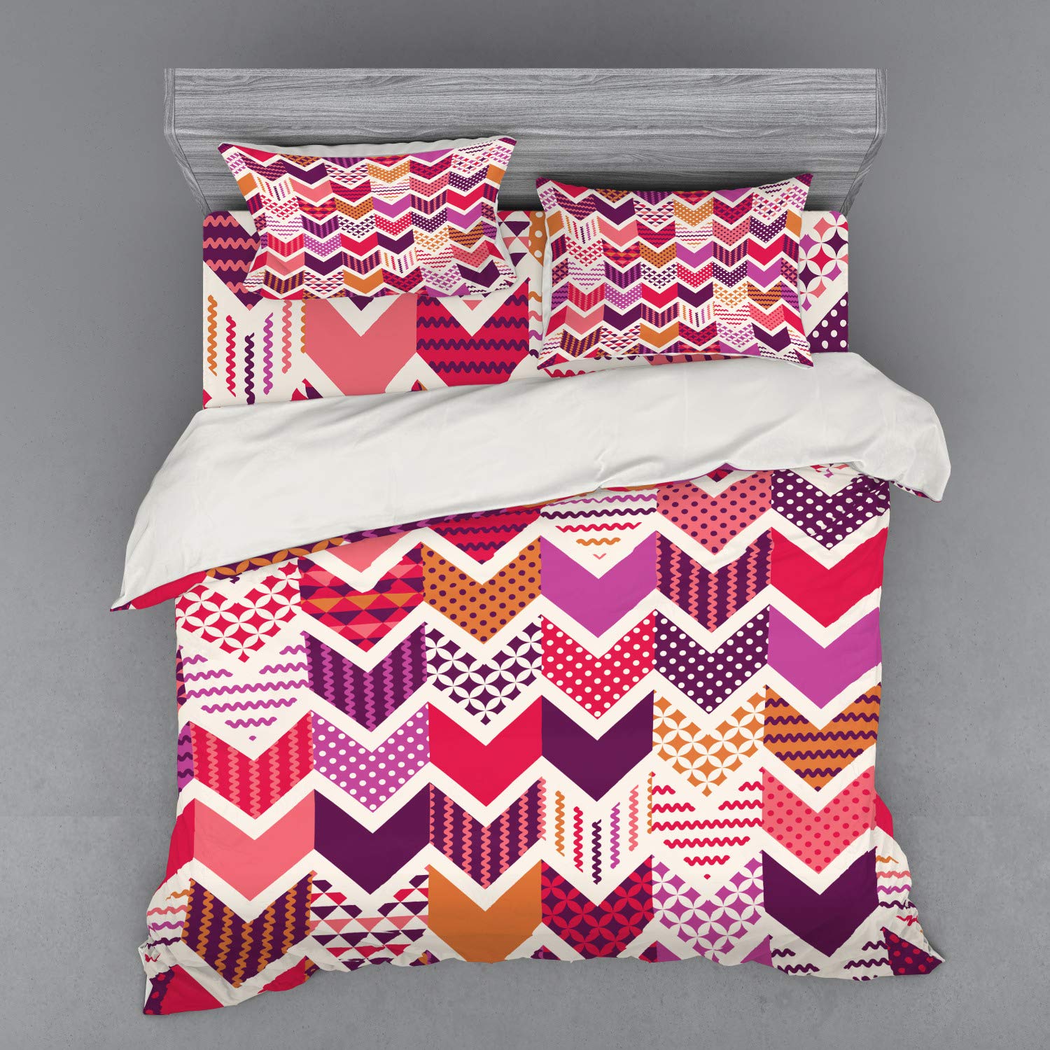Ambesonne Chevron Bedding Set - Colorful Arrow & Geometric Patchwork Duvet Cover with Shams & Fitted Sheet, King Size 4-Piece Multicolor Set | Modern Bedroom Decor for Guest Rooms & Master Suites