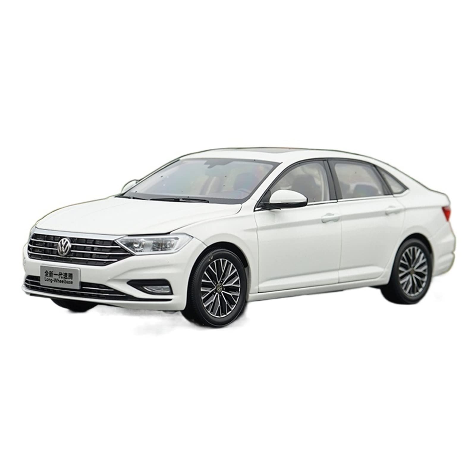 COCOSTOR Classic 1:18 Scale Volkswagen Sagitar Alloy Die-Cast Model Car Kit - White Collectible Display for Car Enthusiasts, Perfect Gift for Christmas & Birthdays - Home Office Decor, Showcase Display, and Collector's Item