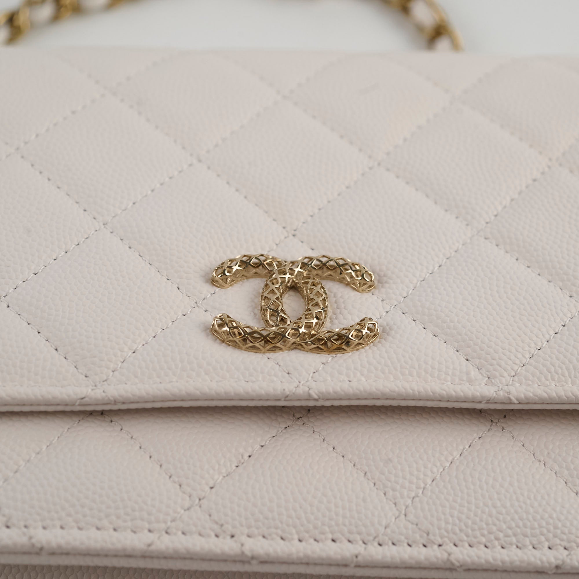 Chanel Caviar Leather Wallet On Chain Crossbody Bag - White with Microchip - Perfect for Evening Events, Parties & Luxury Fashion Accessories