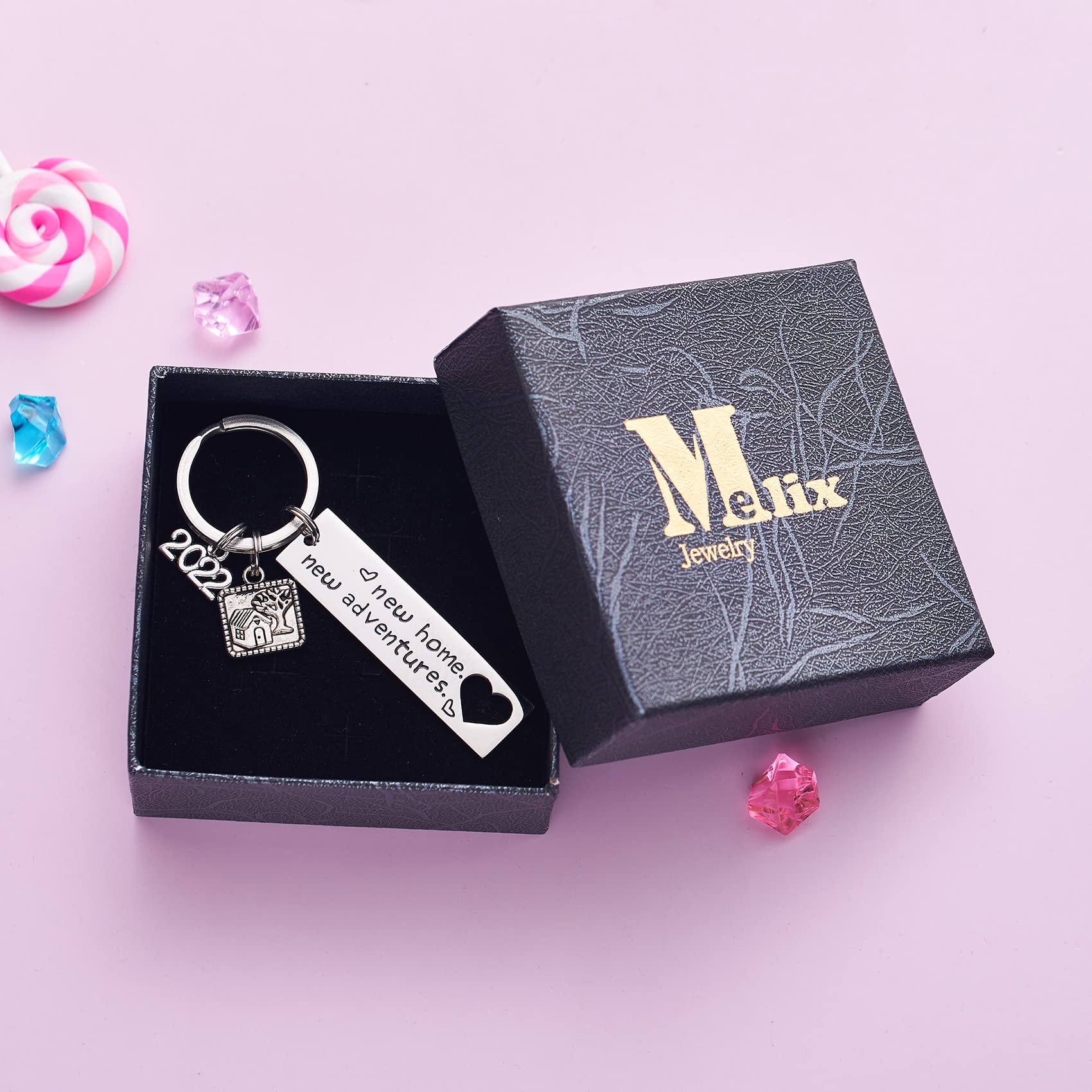 2023 Best Housewarming Gifts for New Homeowners - Elegant House Keychain Set - Perfect New Home Gift for Couples, Friends & Family - Ideal for Housewarming Parties, First Home Celebrations & Thoughtful Surprises