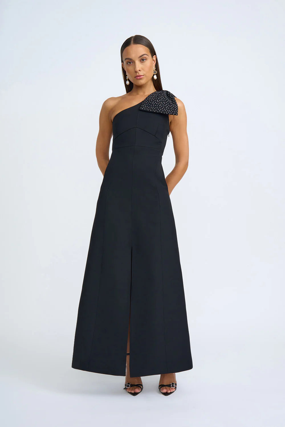 Elegant Black Tie Bow Gown - Formal Evening Dress for Prom, Wedding & Special Occasions