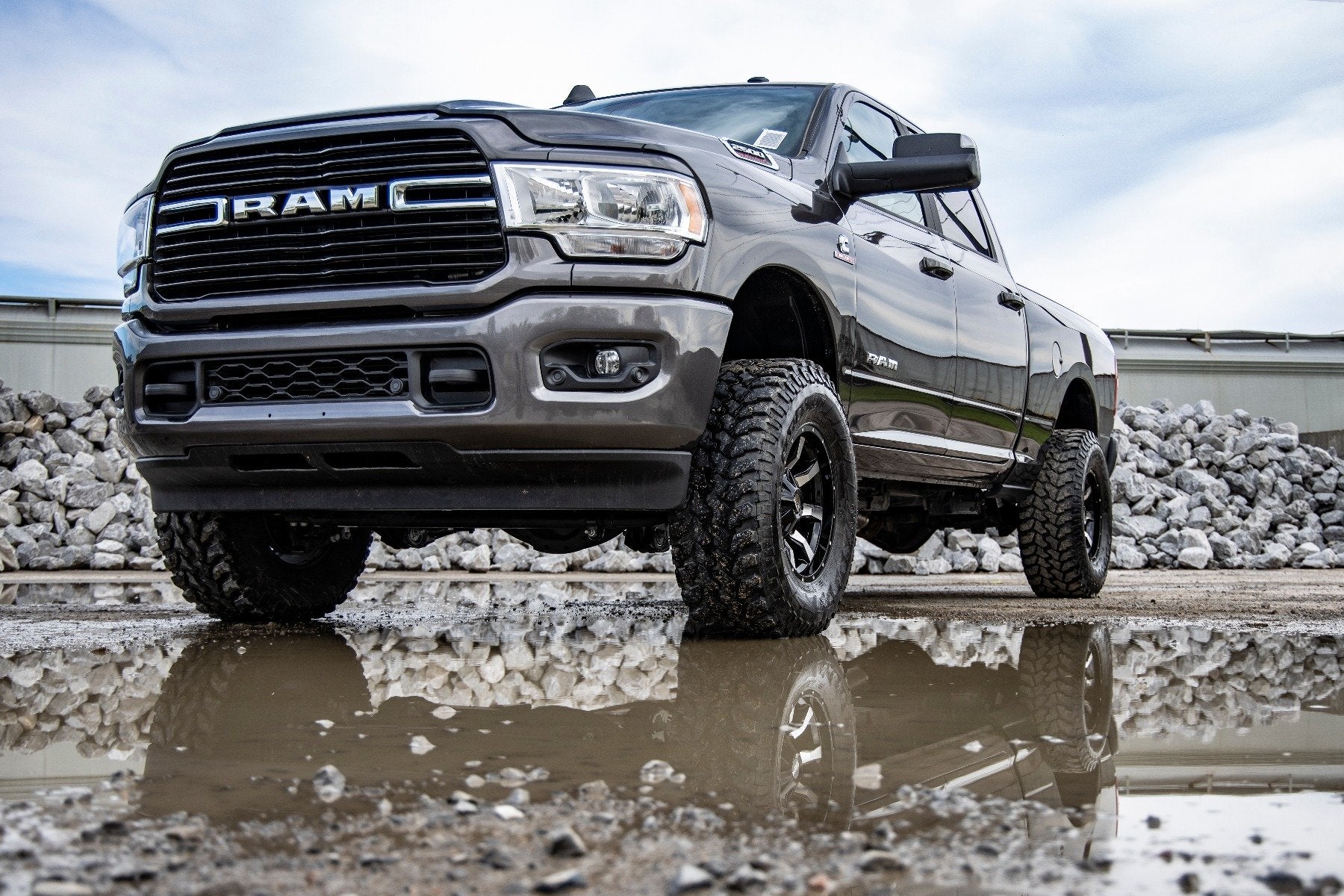 2.5 Inch Leveling Kit for Ram 2500 (2014-2024) & 3500 (2013-2024) - Heavy Duty Suspension Lift with RR Coil V2 Technology - Perfect for Off-Roading, Towing & Truck Customization