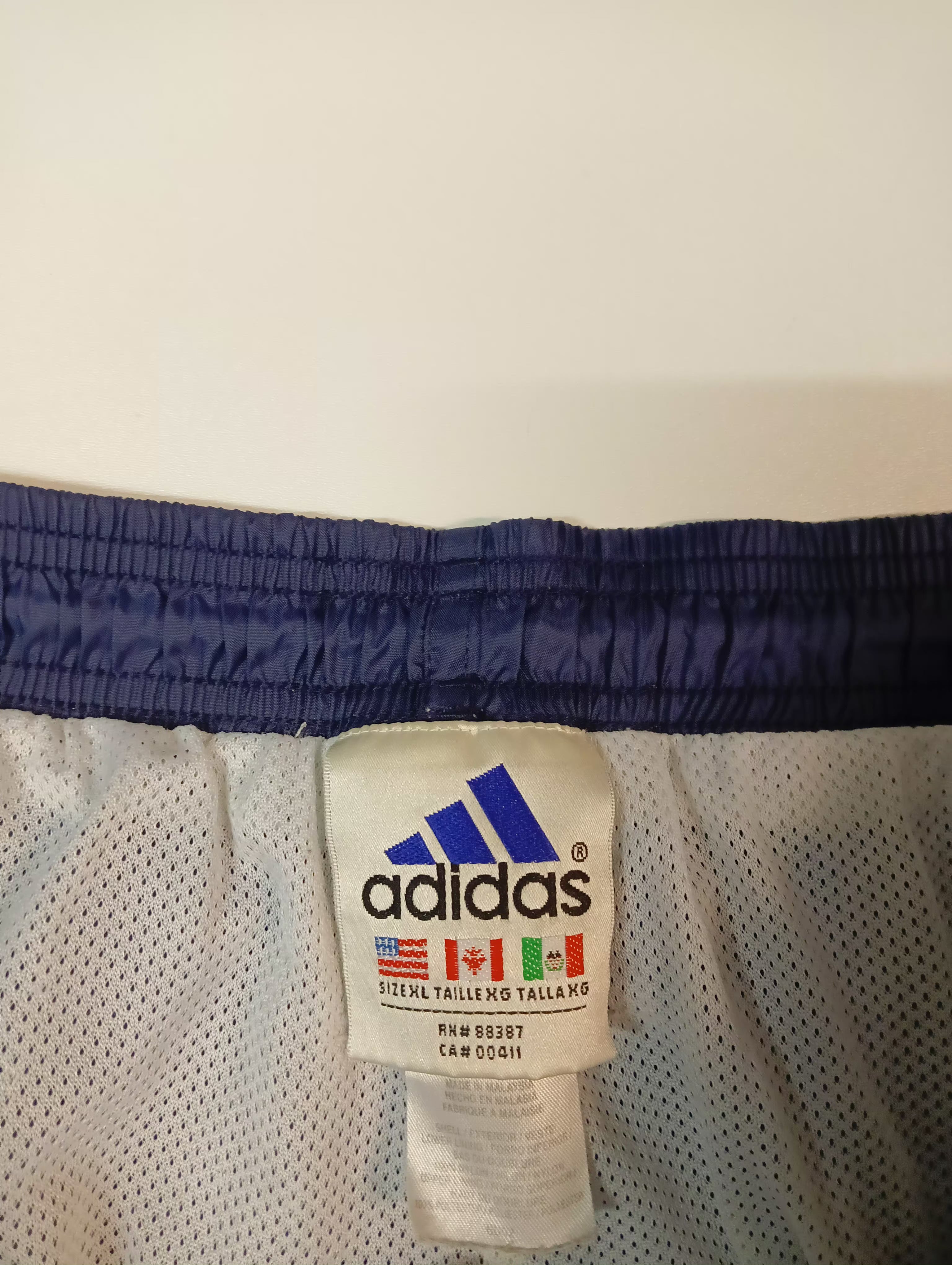 Vintage Adidas Trackpants Men's XL Retro Athletic Joggers Pants 1397 - Perfect for Casual Wear, Gym, and Street Style Fashion