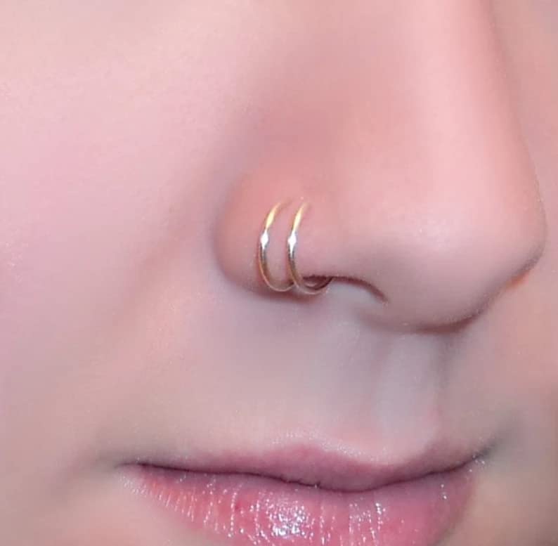 QWALIT Fake Nose Rings & Septum Piercings - Clip On Non-Piercing Nose Hoops for Women & Men | Faux Nose Jewelry for Costume Parties, Halloween & Fashion Accessories