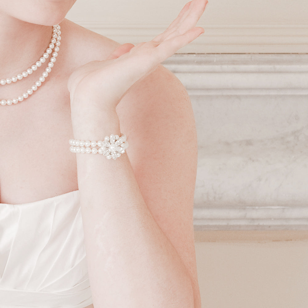 Vintage Pearl and Rhinestone Bracelet for Women – Elegant Crystal Beaded Jewelry for Parties, Weddings & Special Occasions
