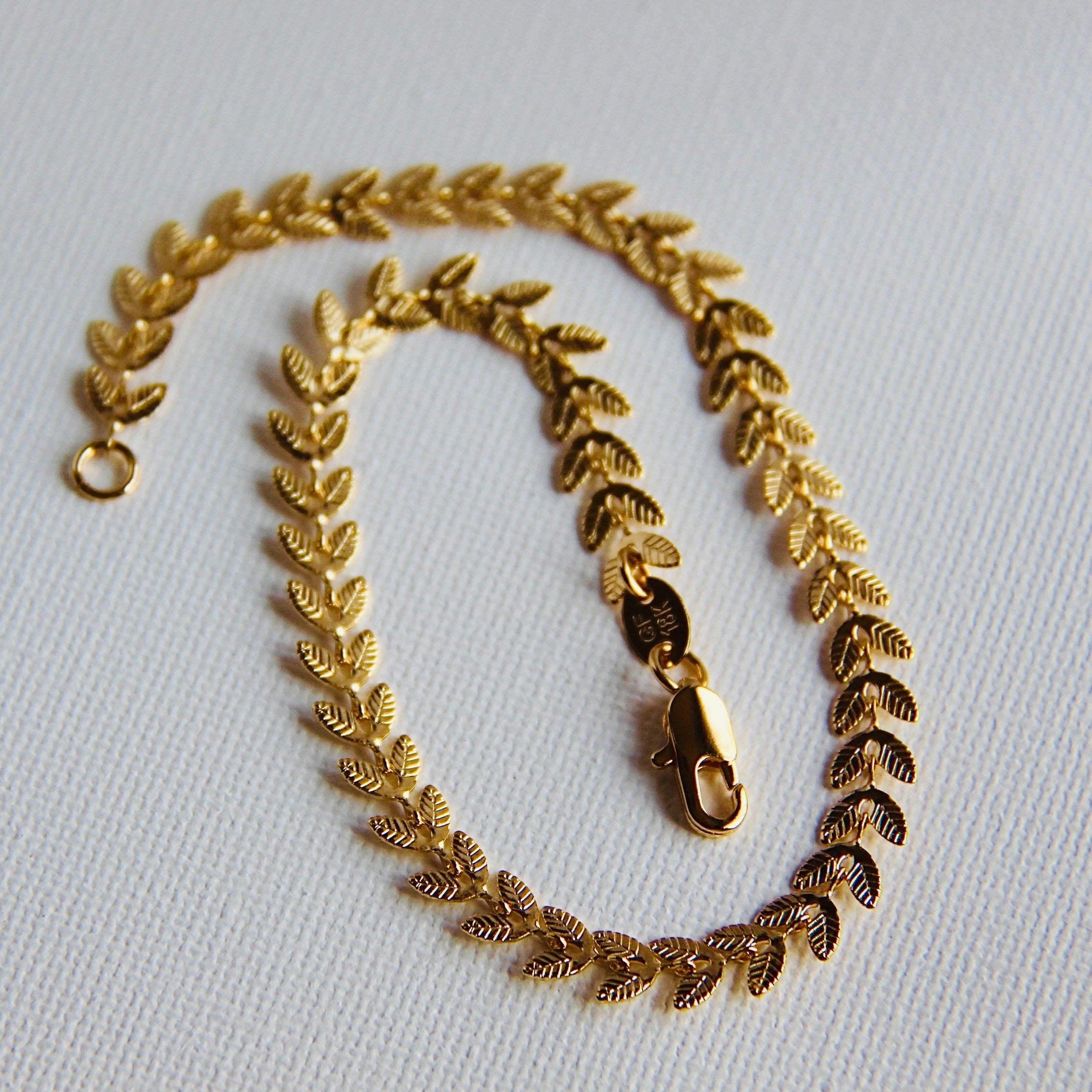 Leaf Link Anklet - Dainty Gold Ankle Bracelet for Women, Boho Beach Jewelry, Perfect for Summer Vacations & Music Festivals