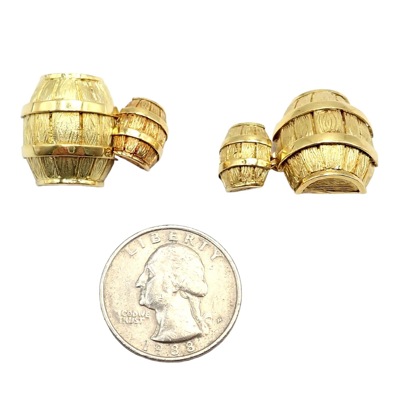 Vintage Cartier 18k Yellow Gold Barrel Cufflinks - Authentic 1970s Luxury Men's Jewelry for Formal Wear & Special Occasions