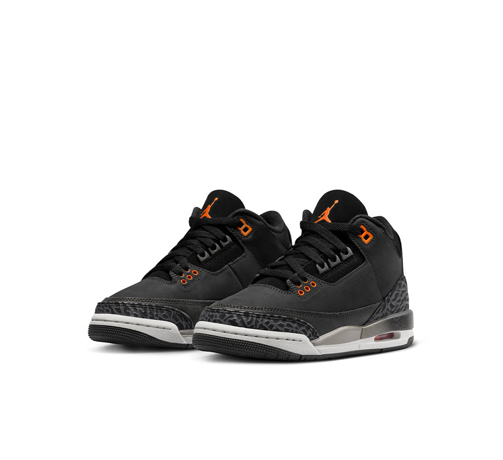 Original Title: AIR JORDAN 3 RETRO (GS)   Optimized Title: Air Jordan 3 Retro GS Basketball Shoes - Classic White Cement Style for Kids & Youth - Perfect for School, Sports & Casual Wear