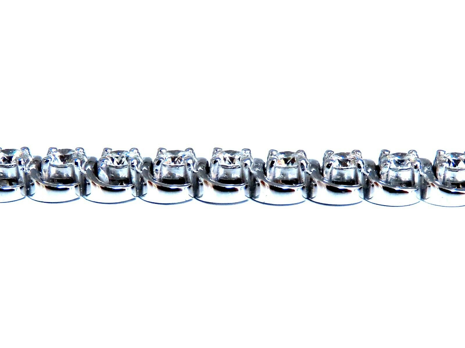 3.80 Carat Natural Diamond Tennis Bracelet in 14K Gold - Elegant Interlink Design for Women, Perfect for Weddings, Anniversaries & Special Occasions
