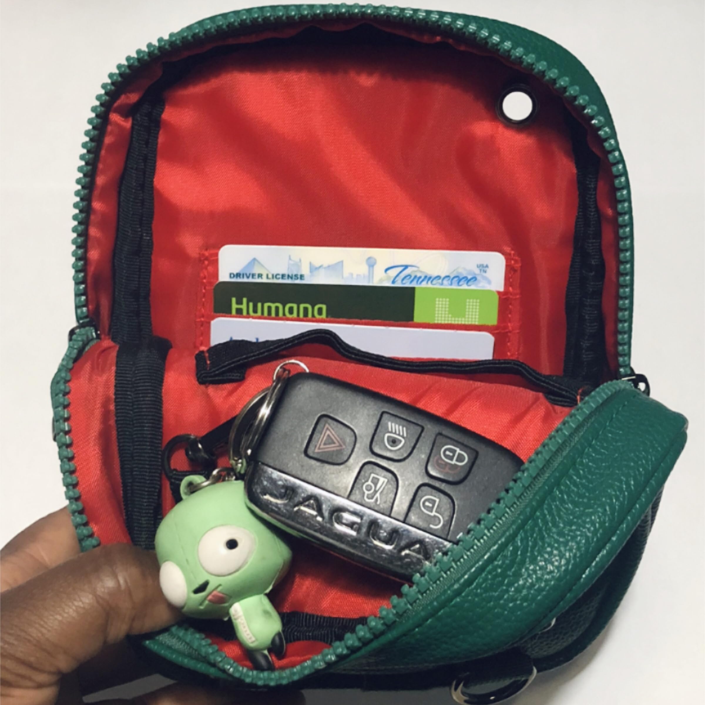 BILLIE™ 5-Way Crossbody Bag for Women & Men - Adjustable Sling Purse, Fanny Pack & Travel Backpack - Perfect for Daily Use, Gym, Hiking & Shopping