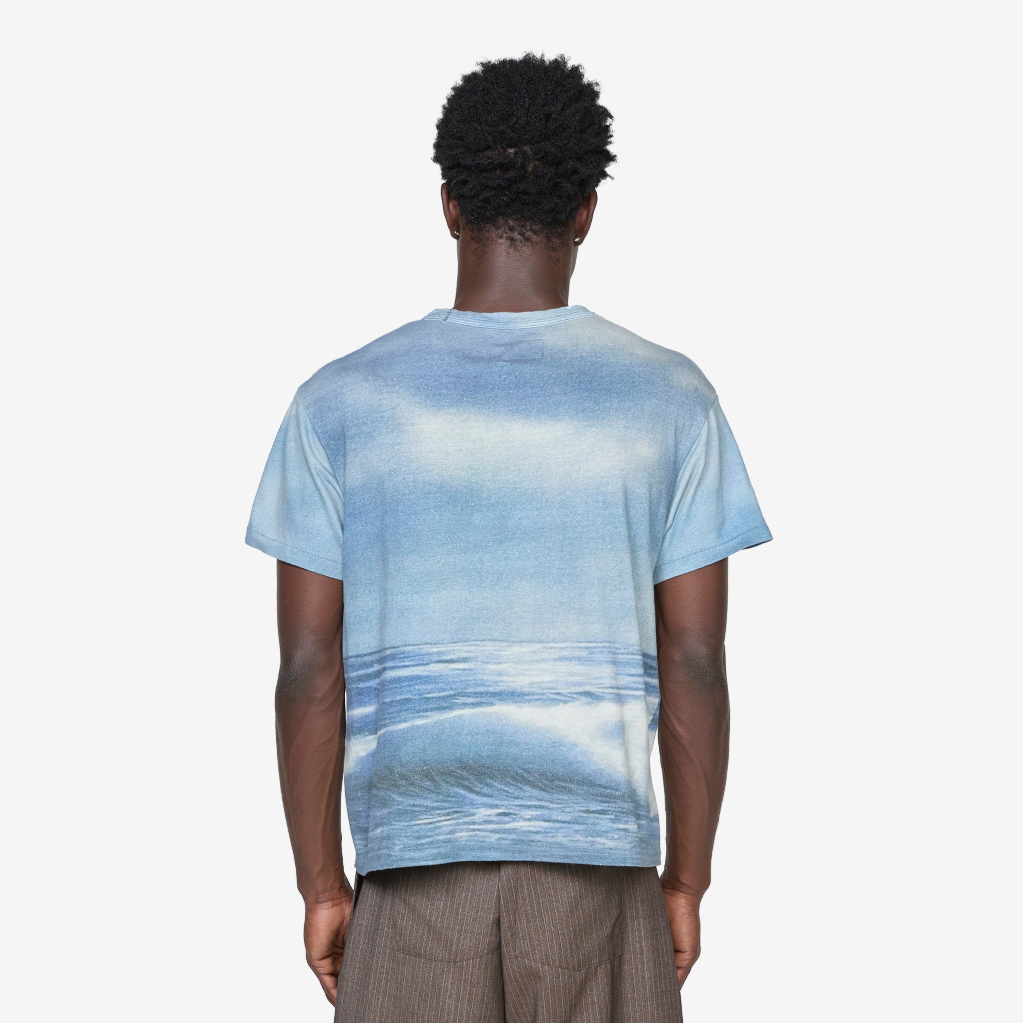 Storm Print T-Shirt for Men & Women - Trendy Graphic Tee for Casual Wear, Outdoor Activities & Street Fashion