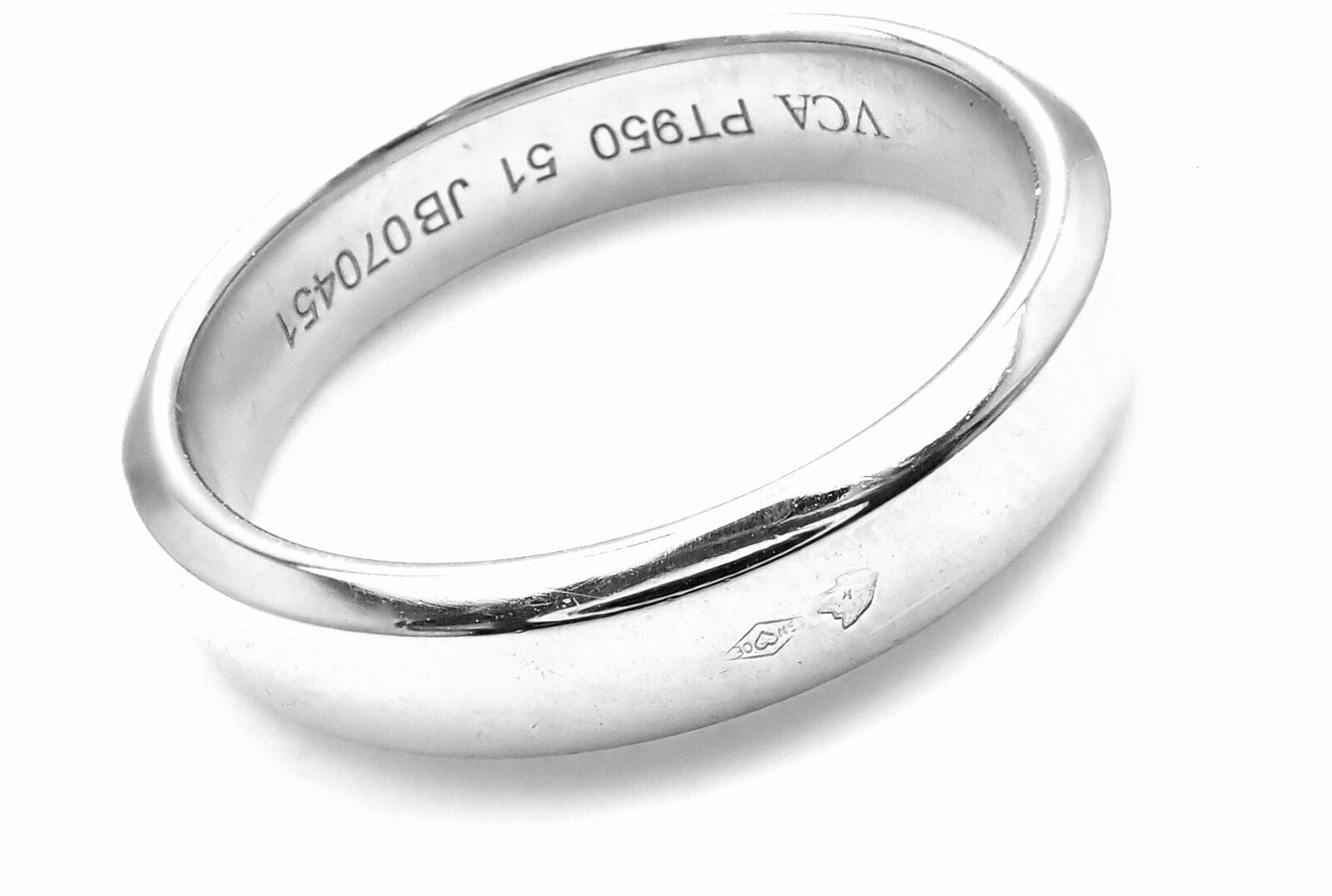 Authentic Van Cleef & Arpels Toujours Platinum 4mm Wide Band Ring Size 51 - Luxury Wedding Band for Women, Perfect for Engagement, Anniversary & Special Occasions