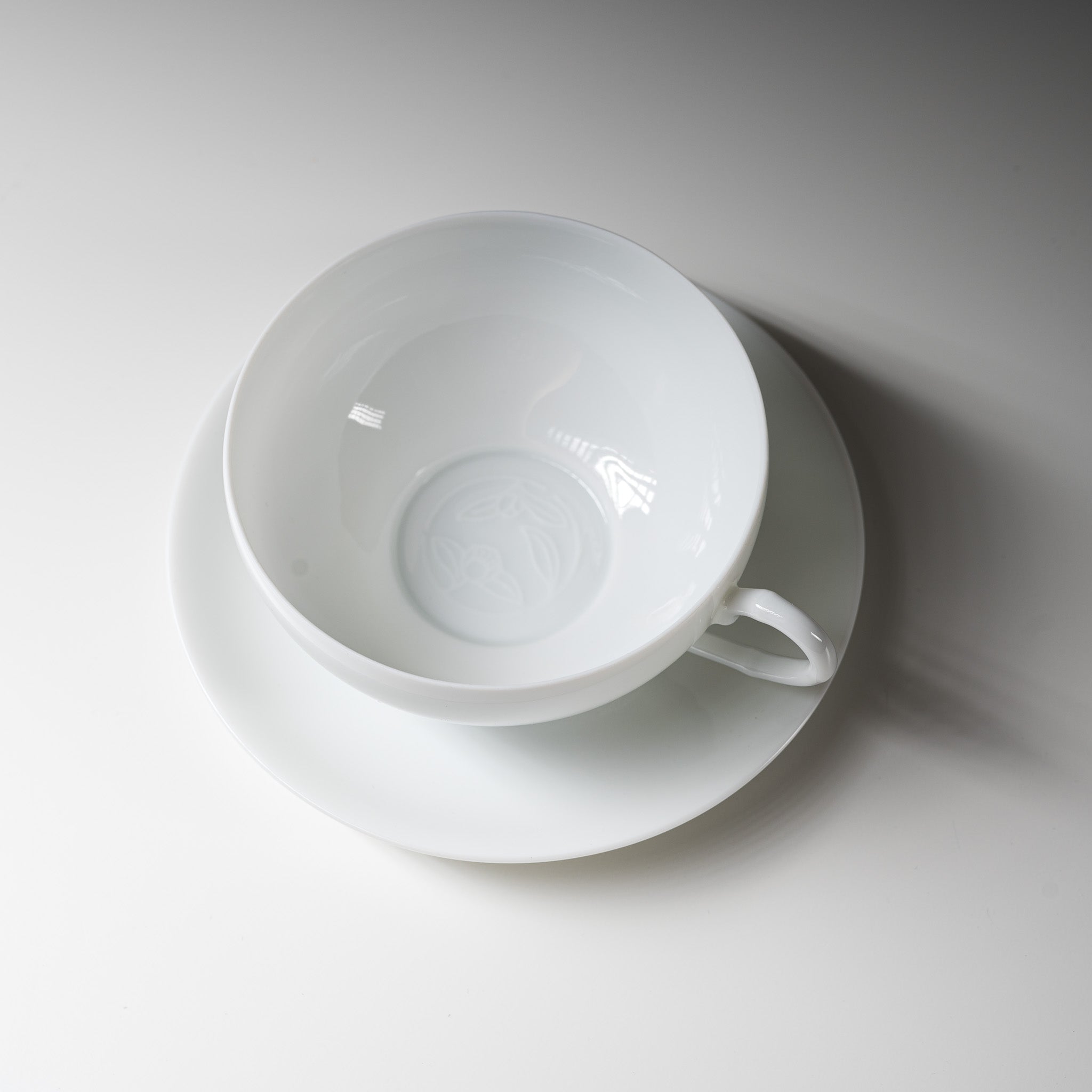 NISHIKAWA JAPAN Handmade Ceramic Tea Cup and Saucer Set - Pure White Porcelain, Traditional Japanese Craftsmanship for Tea Ceremony, Home Decor & Gift
