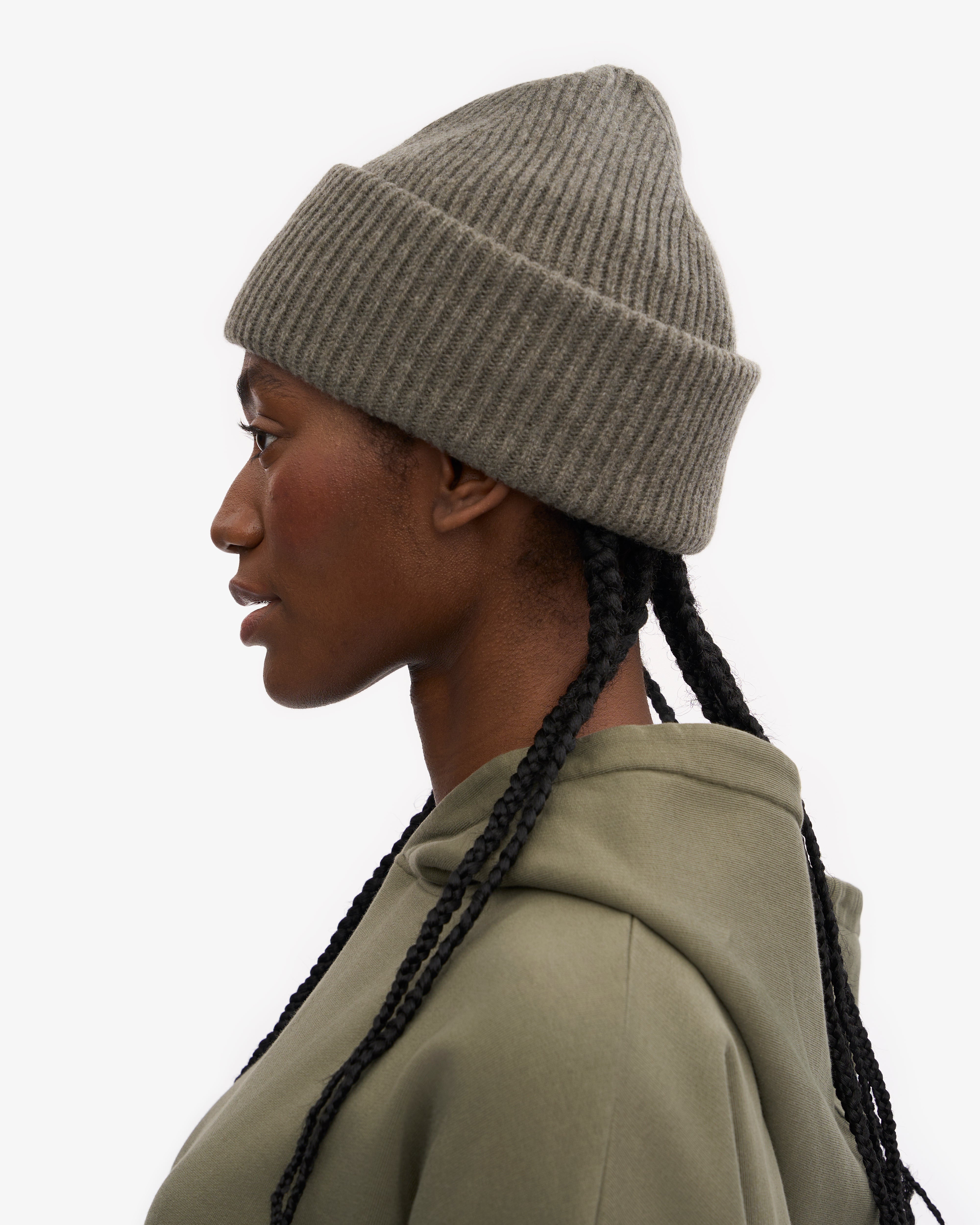 Premium Merino Wool Beanie for Men & Women - Soft & Warm Winter Hat in Dusty Olive - Perfect for Skiing, Hiking & Outdoor Activities