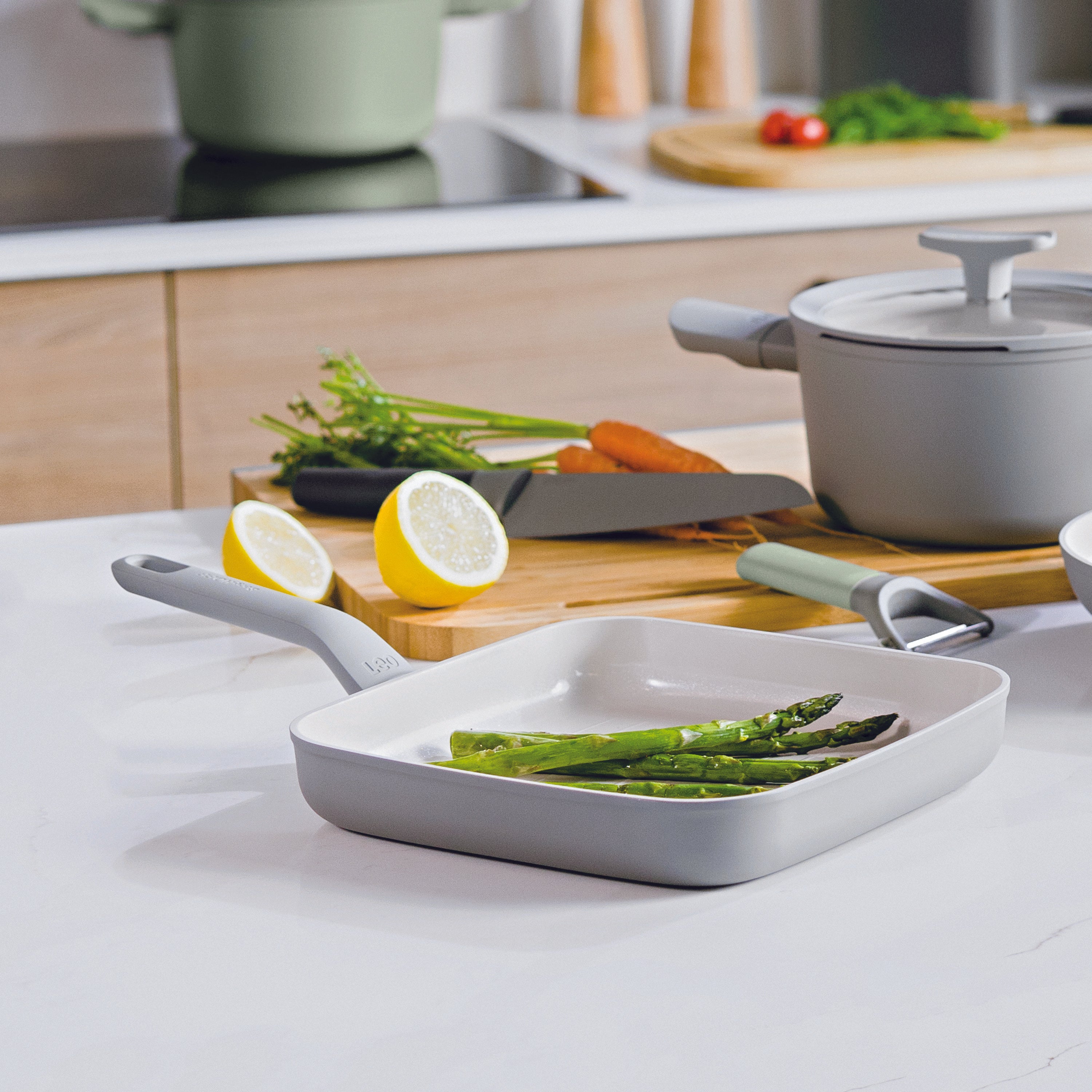 BergHOFF Leo Balance 5-Piece Nonstick Ceramic Frying Pan Set with Turner Spatula - Healthy Cooking for Eggs, Pancakes & Stir Fry | Dishwasher Safe & Oven Safe up to 400°F