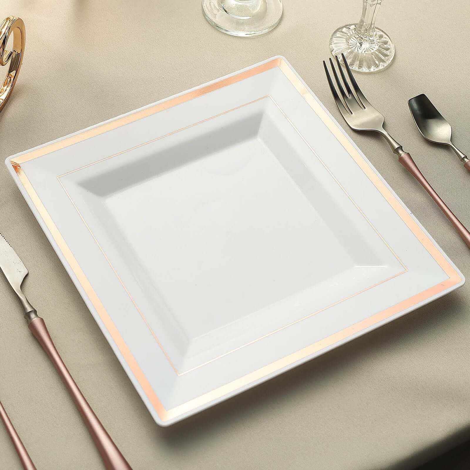 Efavormart 20 Pack 10 Inch White Square Disposable Plastic Plates - Elegant Rose Gold Rim for Weddings, Parties, Events & Special Occasions - Perfect for Salads, Desserts & Appetizers