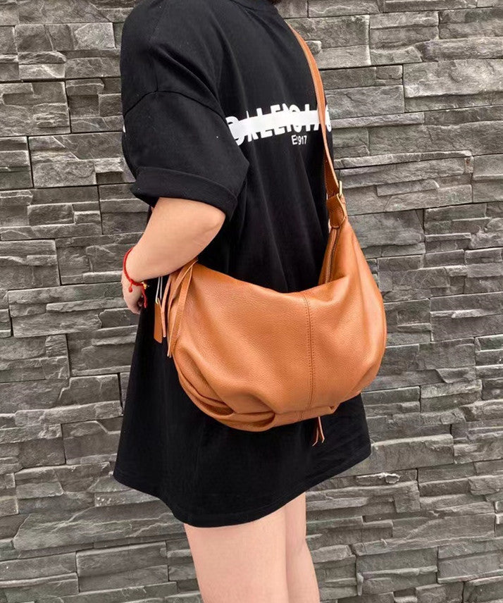 Stylish Curved Shoulder Bag for Women - Fashionable Everyday Crossbody Purse - Perfect for Work, Travel & Shopping