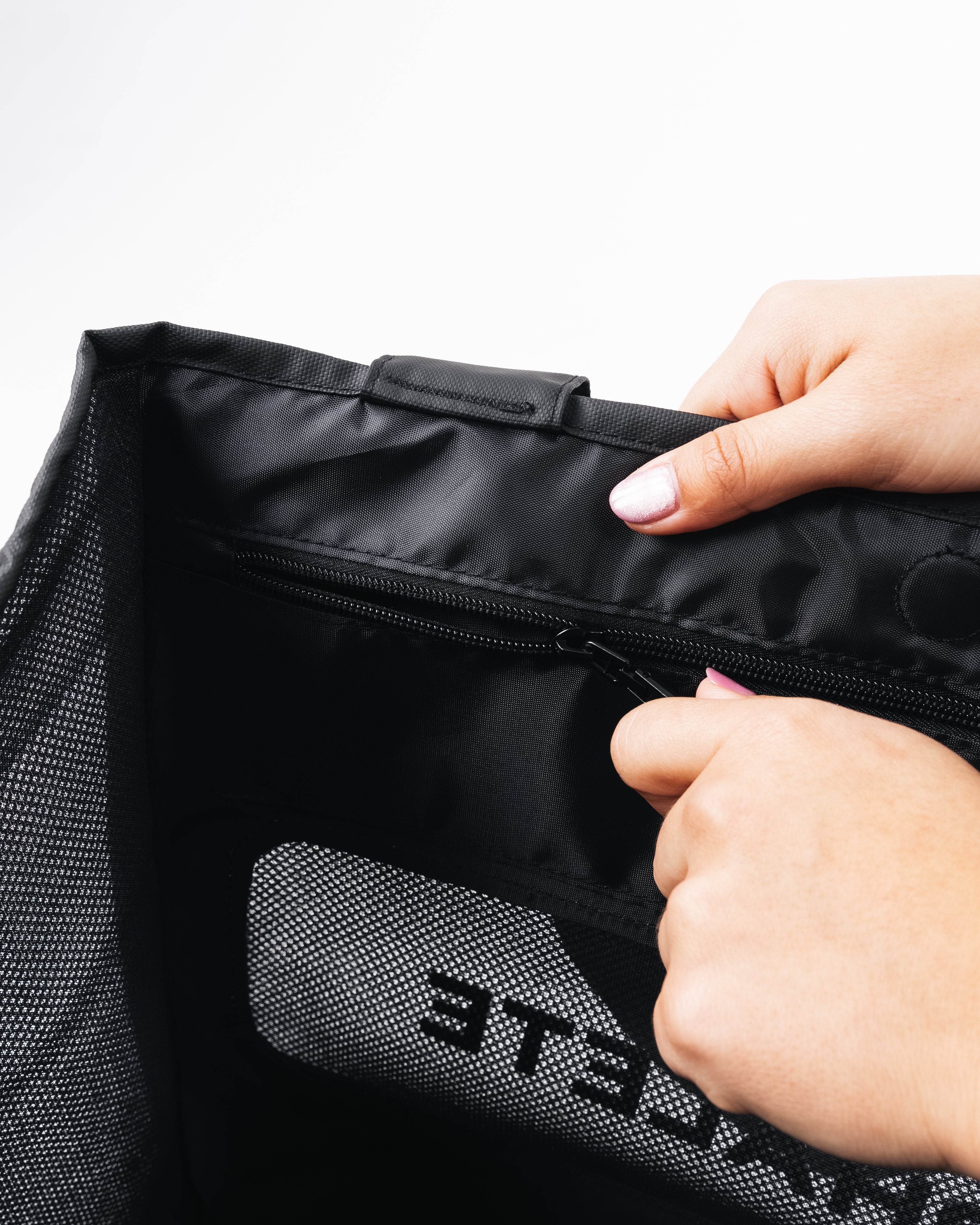 Stylish Black Mesh Tote Bag for Women - Lightweight & Durable Shopping, Beach, Gym & Travel Essentials - Perfect for Groceries, Work & Everyday Use