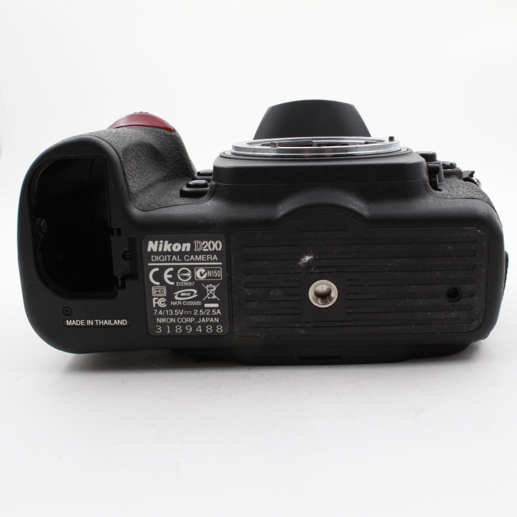 Refurbished Nikon D200 DSLR Camera Body with MB-D200 Battery Grip - Professional Digital Photography for Portraits, Events & Travel