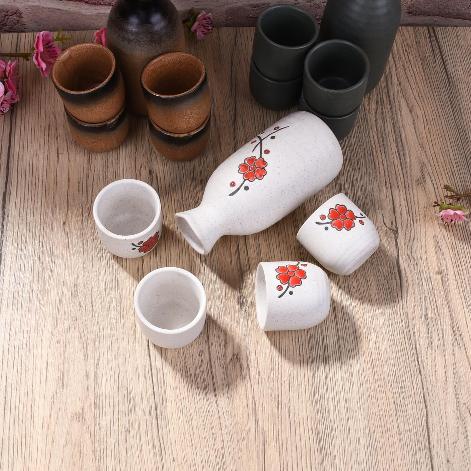 Premium Japanese Sake Set - Traditional Ceramic Sake Pot with 4 Matching Cups (White) - Perfect for Home Dining, Gift Giving & Japanese Tea Ceremonies