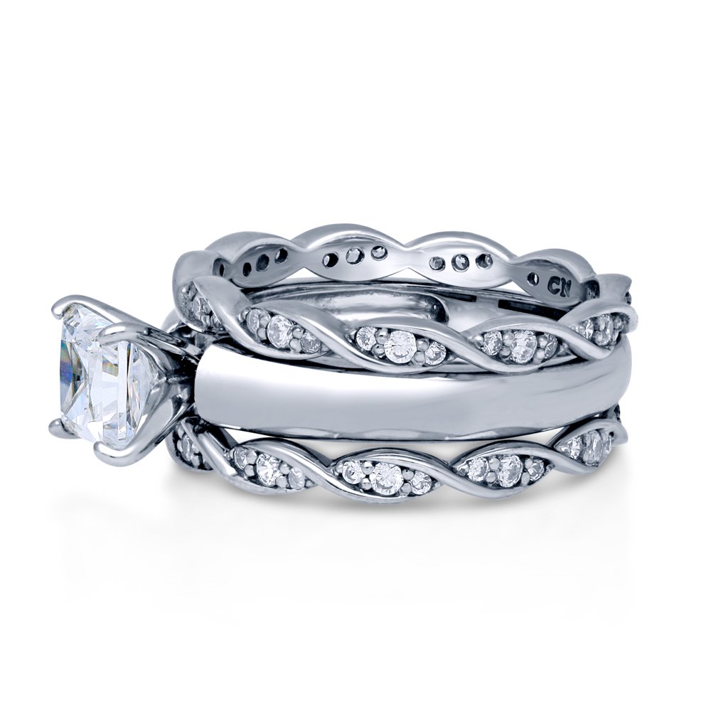 BERRICLE Sterling Silver Solitaire Wedding & Engagement Ring Set for Women - 1.2 Carat Princess Cut Cubic Zirconia CZ, Rhodium Plated, Size 4-10 | Perfect for Proposals, Anniversaries & Special Occasions